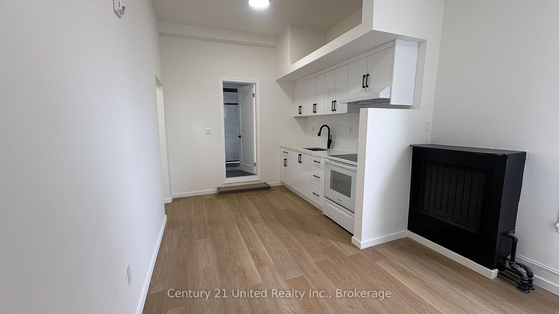 Photo 4 of Unit 9, 172.5 Hunter Street W, Peterborough, Town Ward 3 — HOMEH