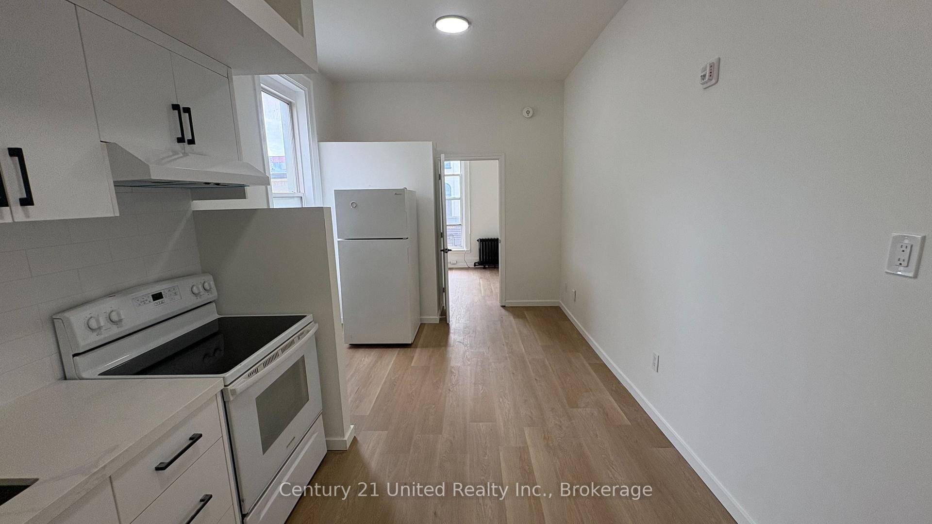 Photo 5 of Unit 9, 172.5 Hunter Street W, Peterborough, Town Ward 3 — HOMEH