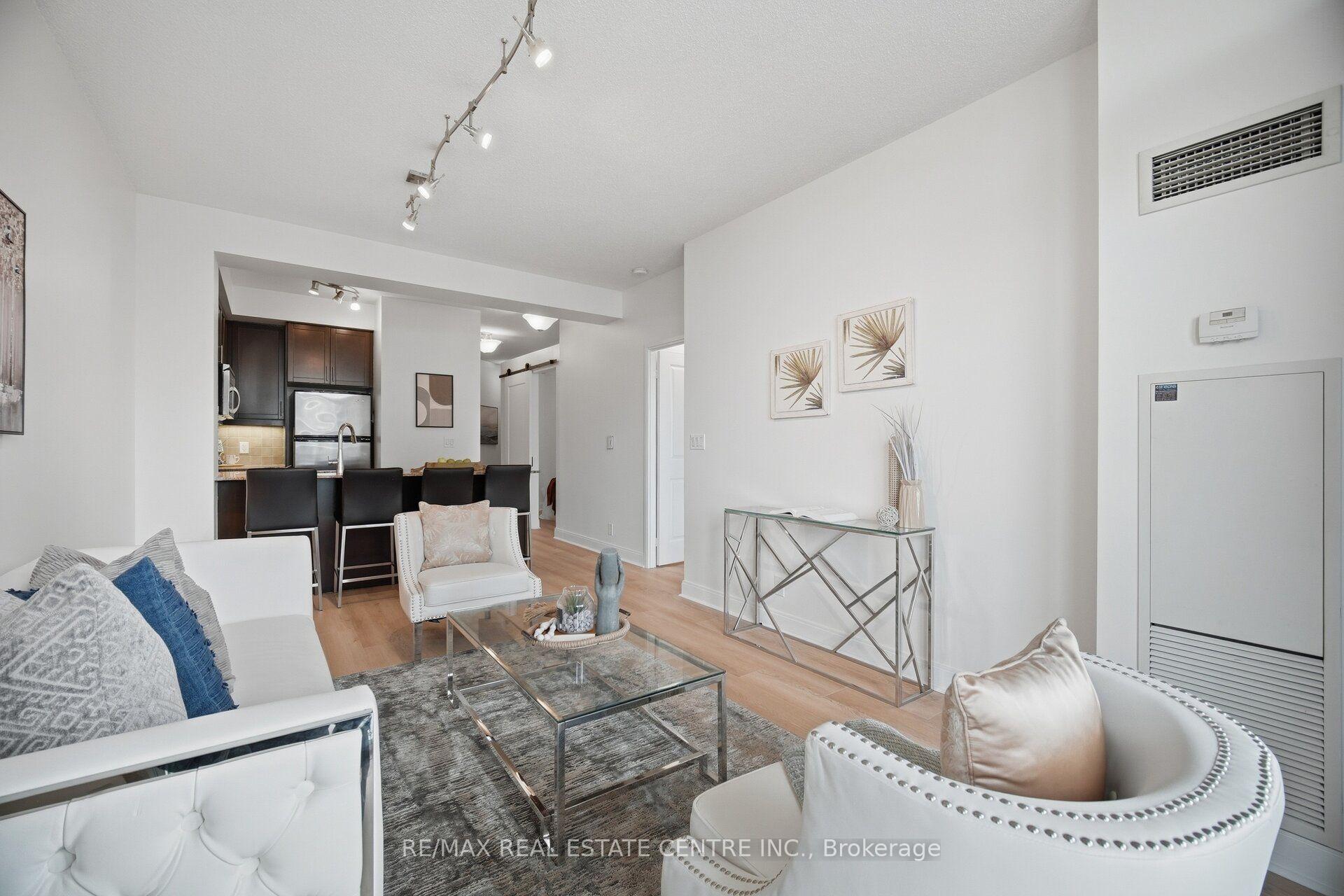 Photo 9 of Unit 607, 80 Absolute Avenue, Mississauga, City Centre — HOMEH
