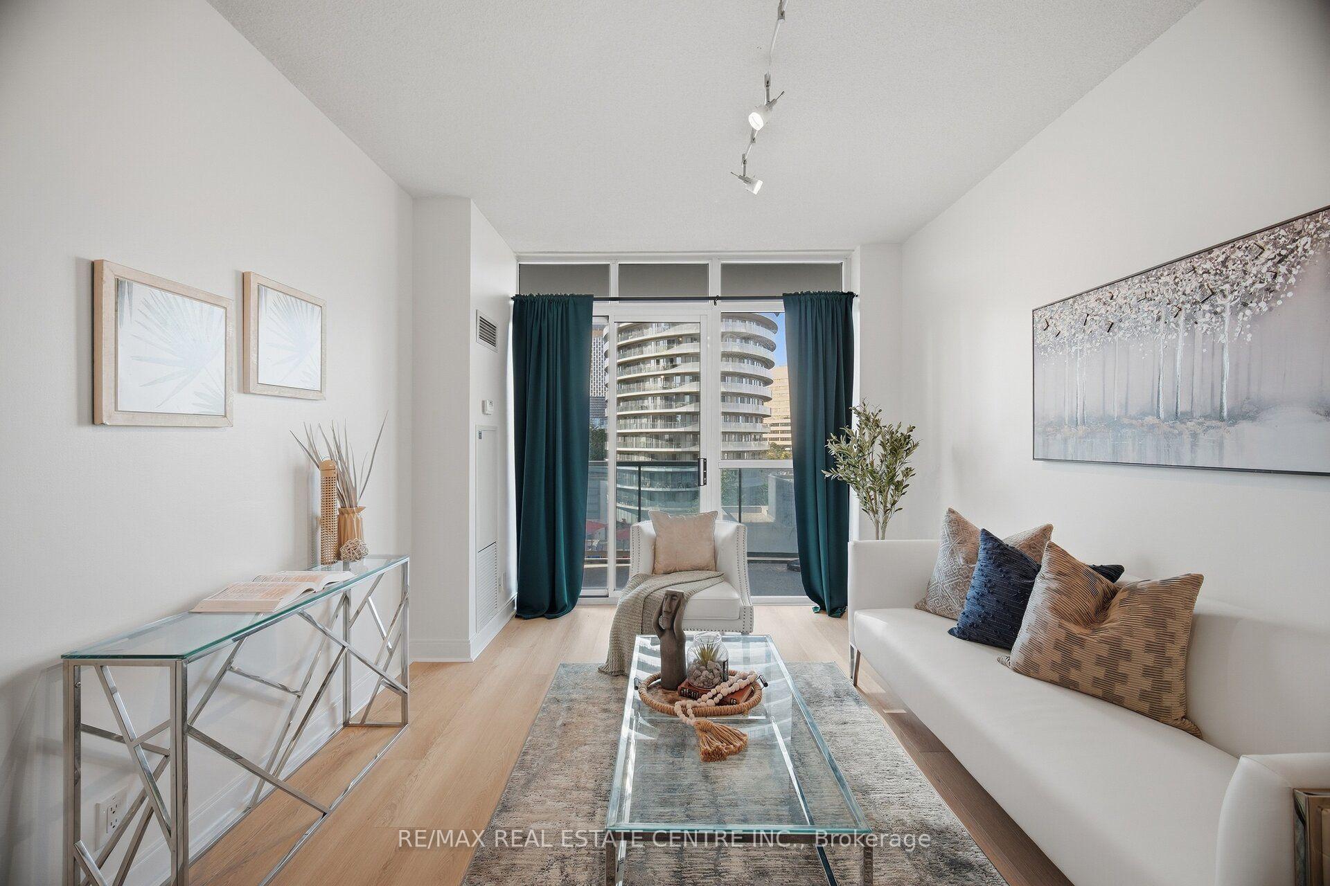 Photo 10 of Unit 607, 80 Absolute Avenue, Mississauga, City Centre — HOMEH