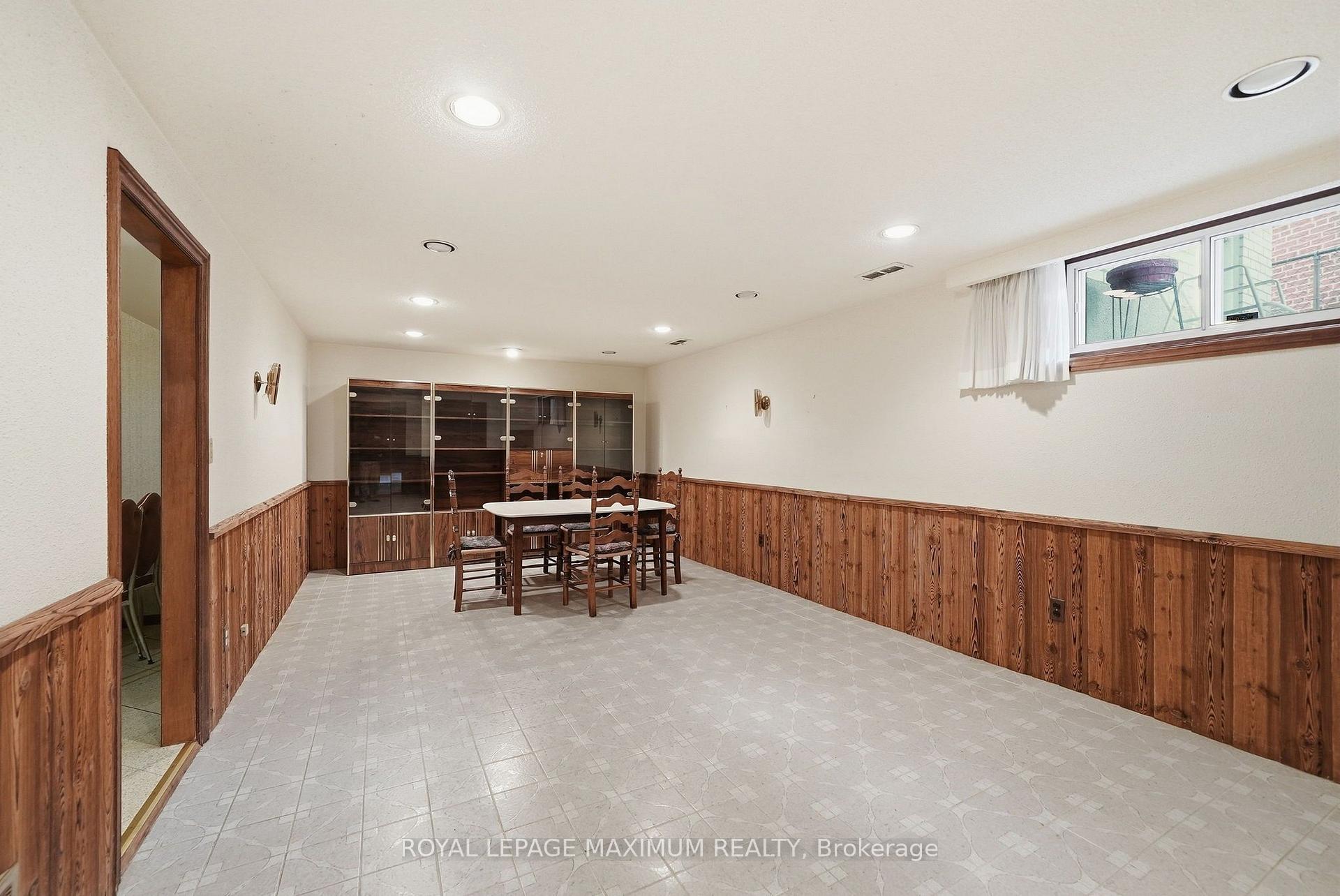 Photo 35 of 35 Norfield Crescent, Etobicoke, Elms-Old Rexdale — HOMEH