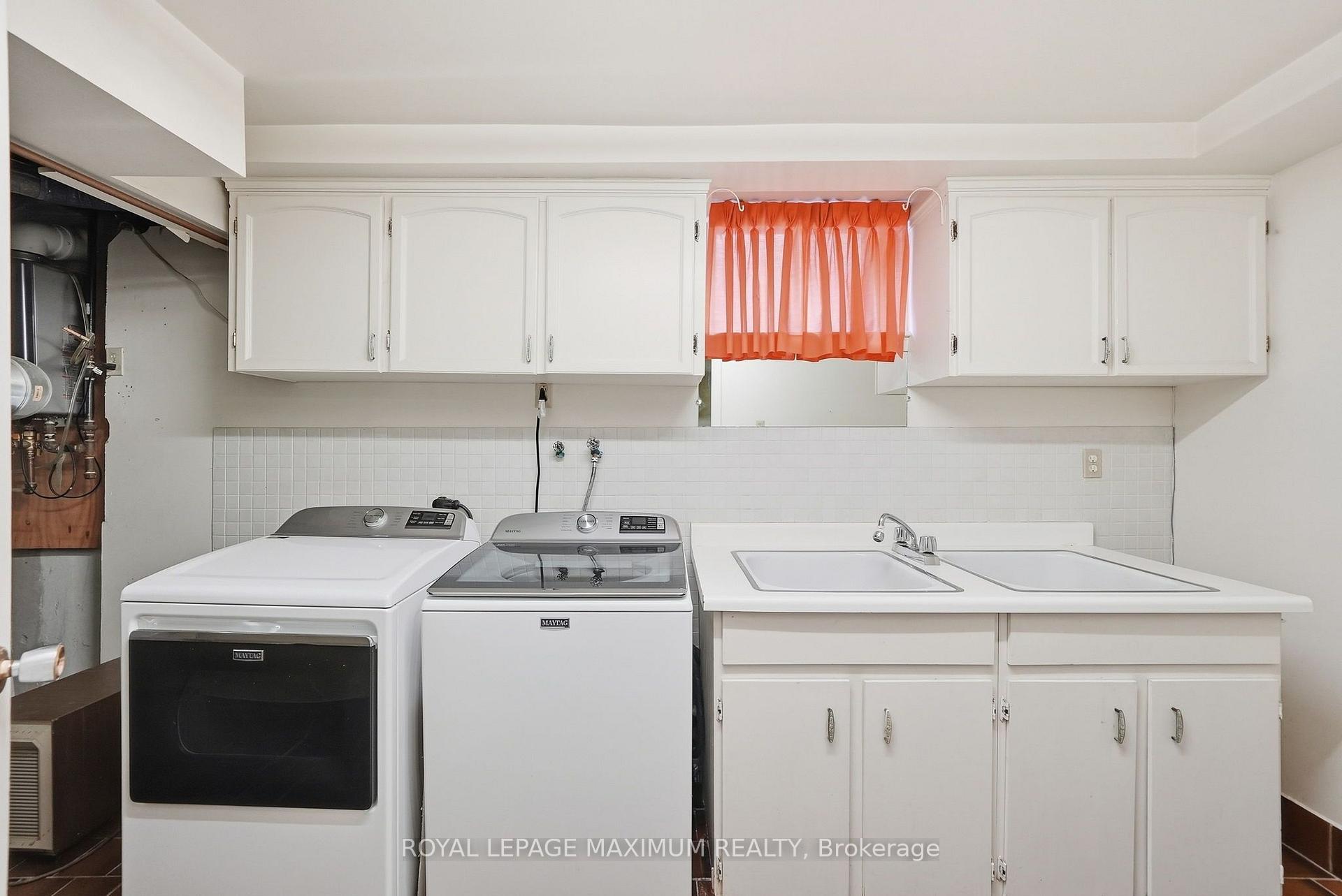 Photo 39 of 35 Norfield Crescent, Etobicoke, Elms-Old Rexdale — HOMEH