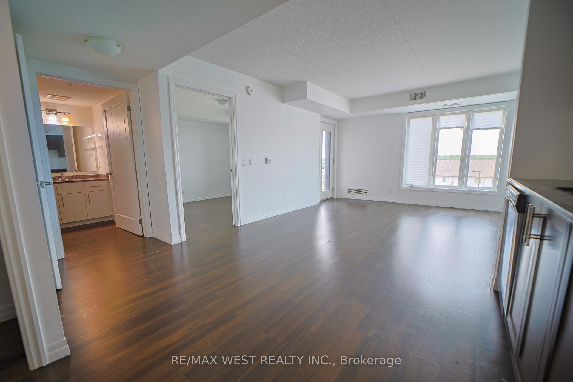 Photo 4 of 108 Summit Ridge Drive, Guelph, Grange Road — HOMEH
