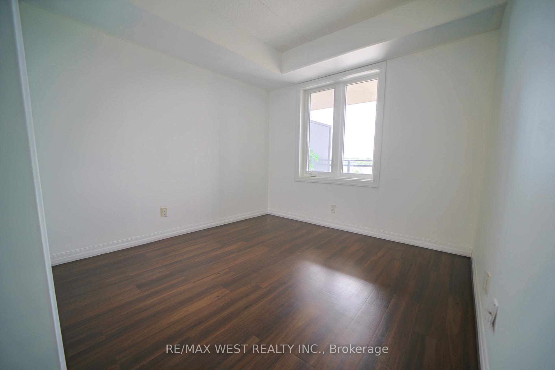 Photo 10 of 108 Summit Ridge Drive, Guelph, Grange Road — HOMEH