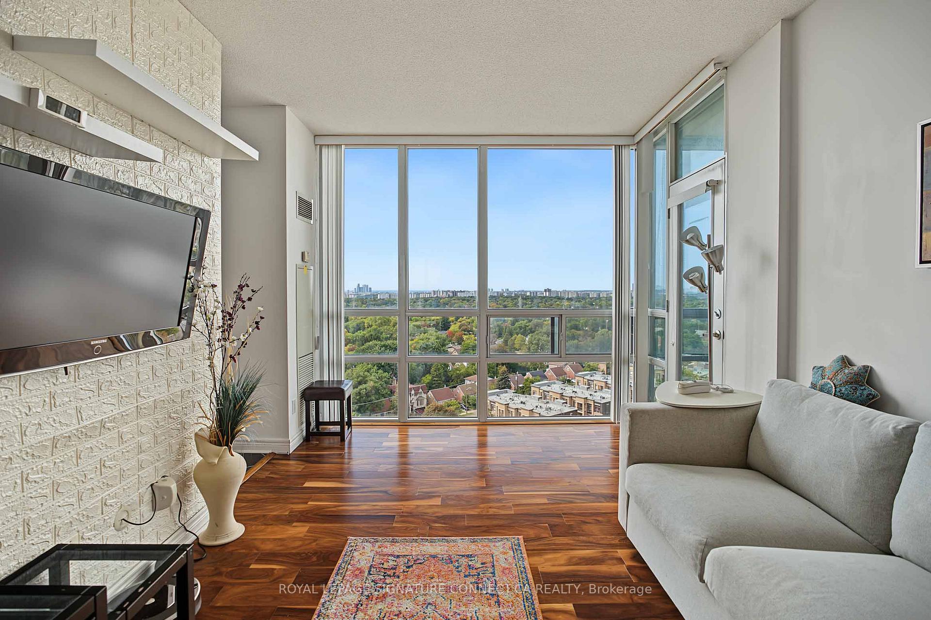 Photo 5 of Unit 2010, 509 Beecroft Road, North York, Willowdale West — HOMEH