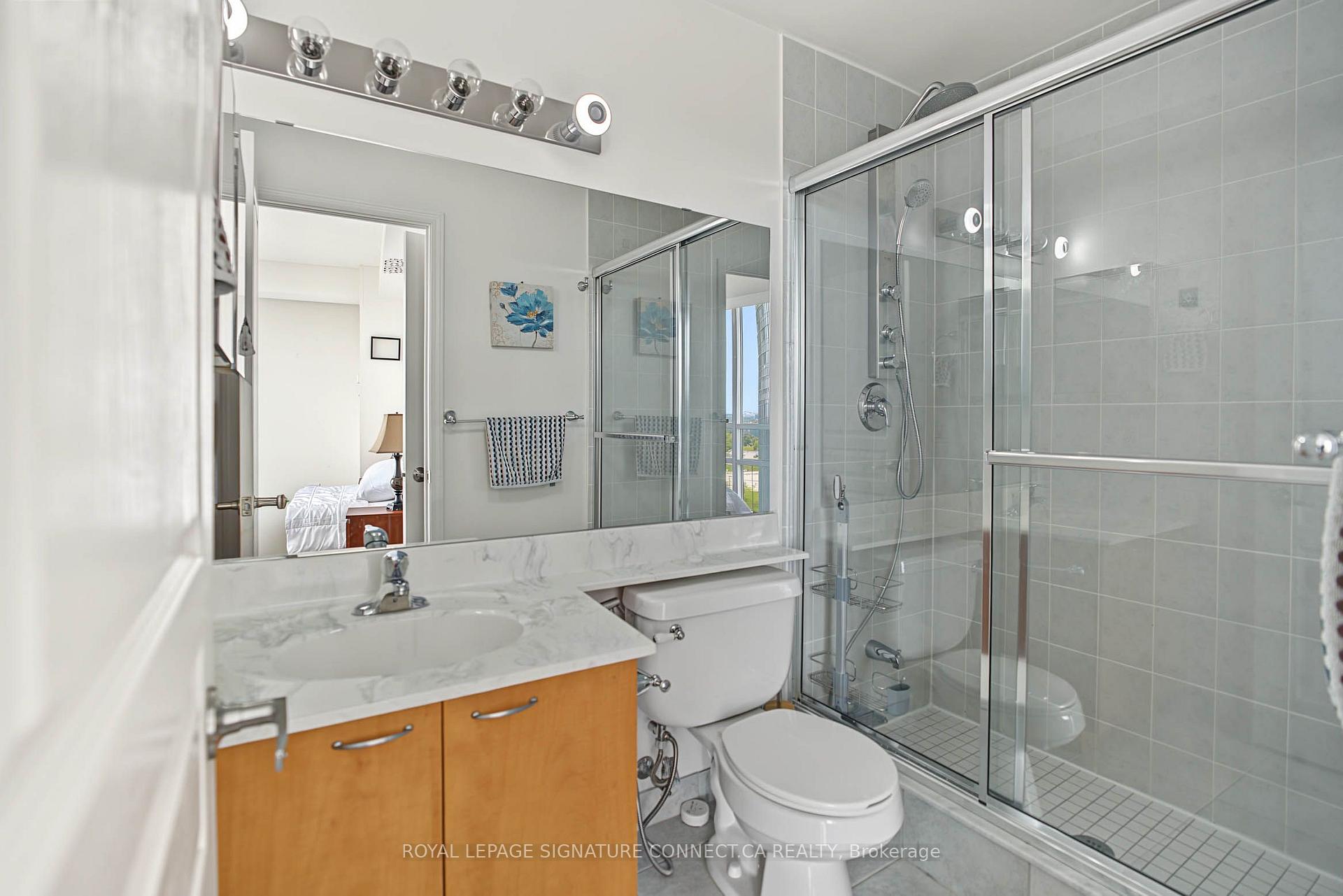Photo 33 of Unit 2010, 509 Beecroft Road, North York, Willowdale West — HOMEH
