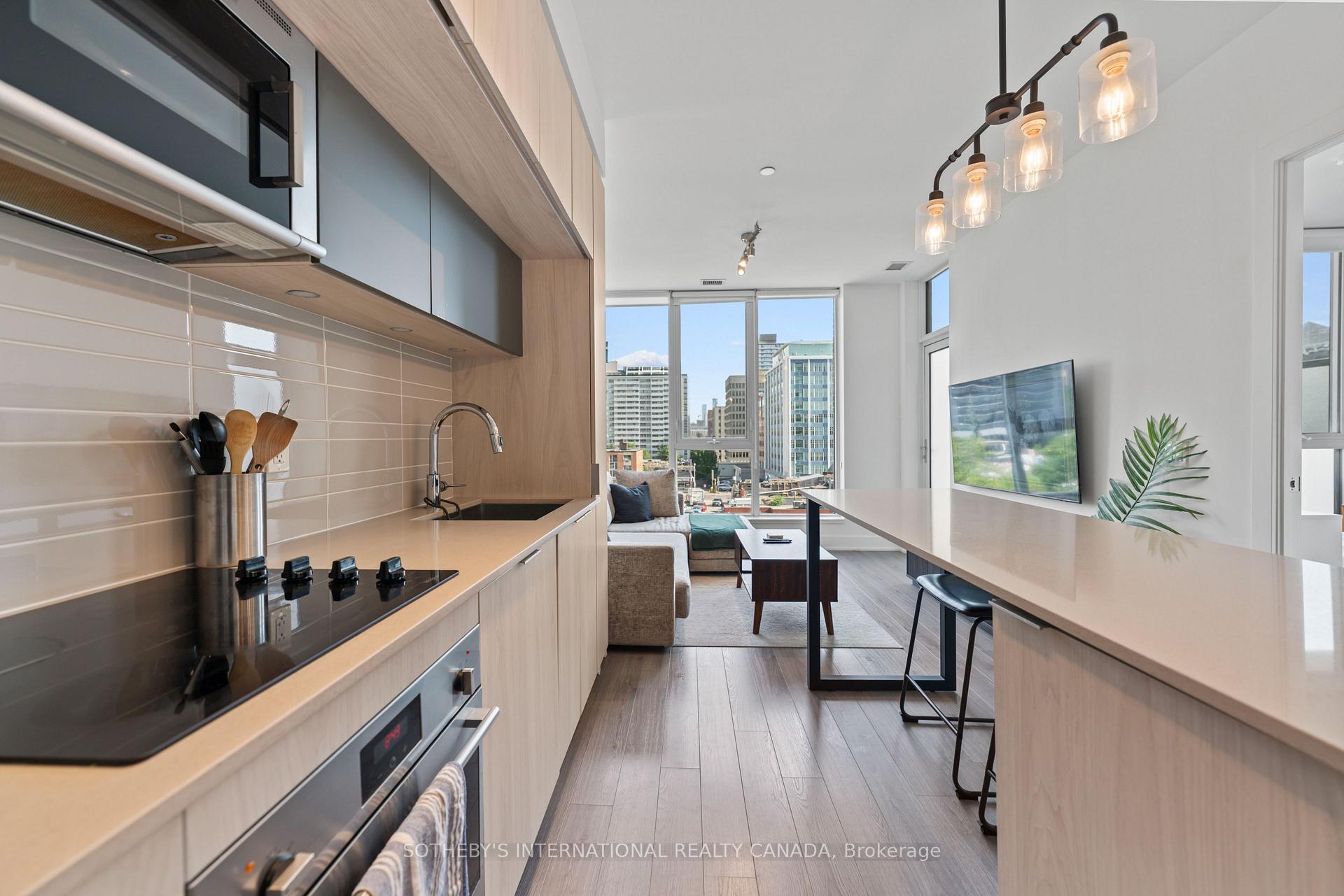 Photo 6 of Unit 412, 1 Belsize Drive, Toronto, Mount Pleasant West — HOMEH