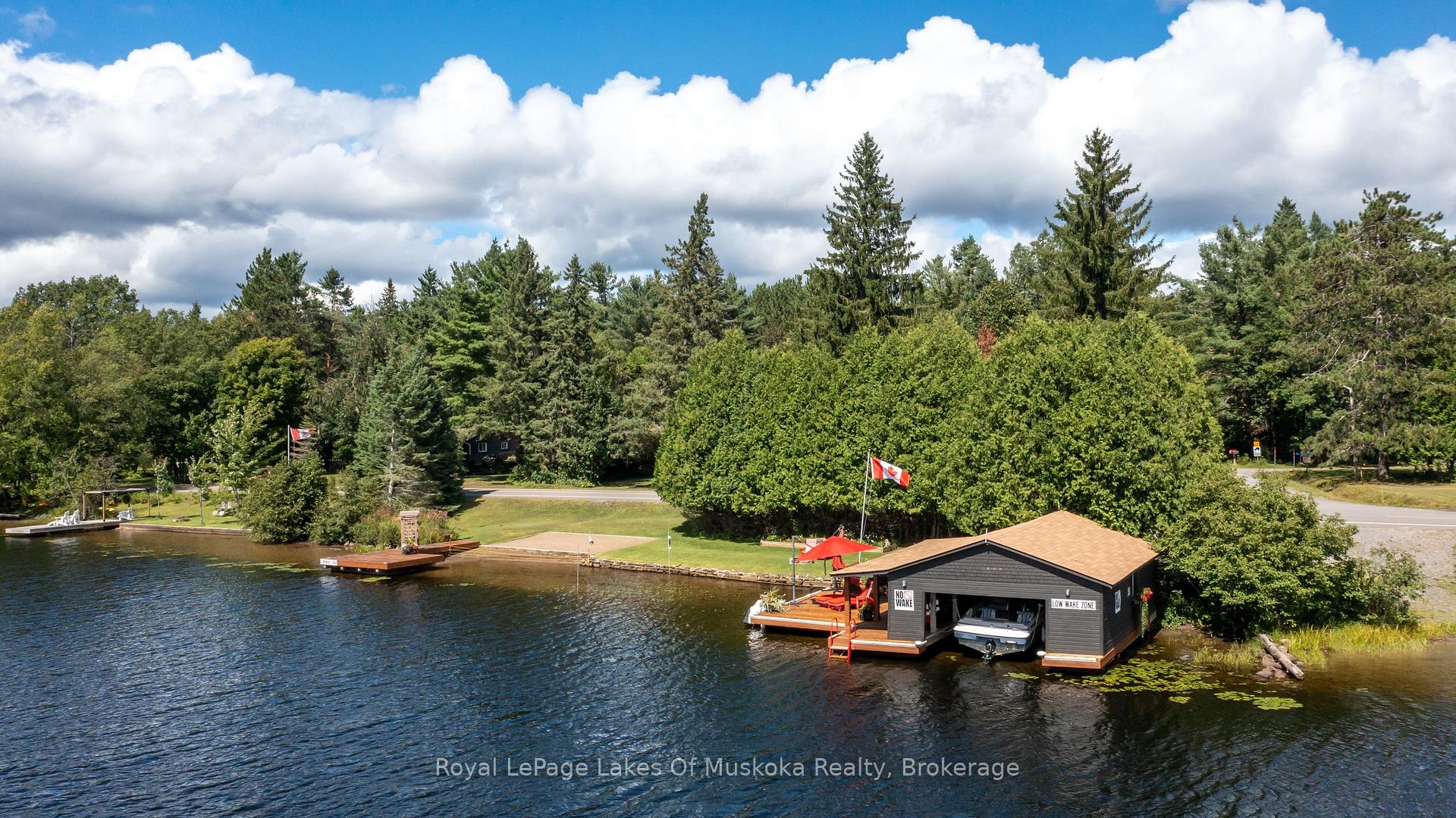 Photo 4 of 2 Leslie Drive W, Bracebridge, Monck (Bracebridge) — HOMEH
