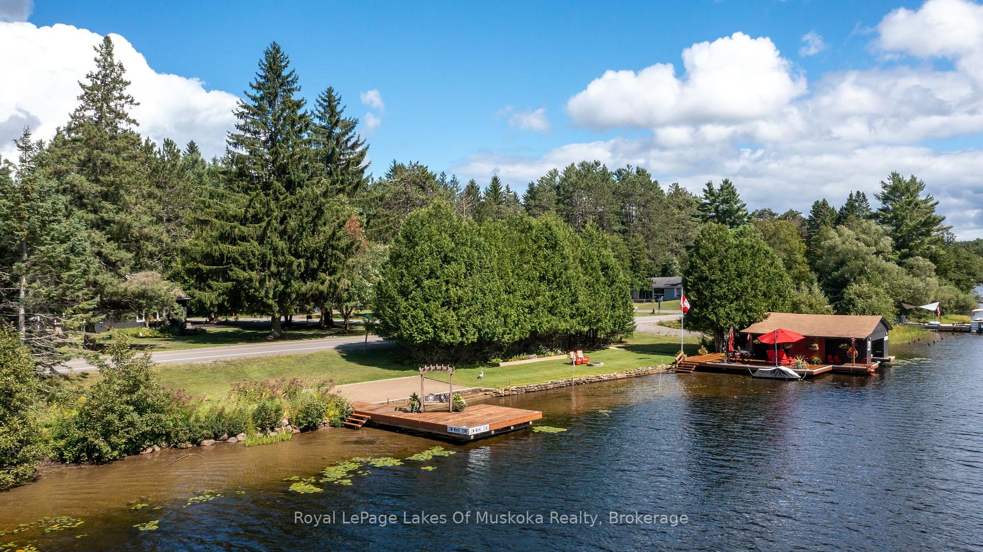 Photo 5 of 2 Leslie Drive W, Bracebridge, Monck (Bracebridge) — HOMEH