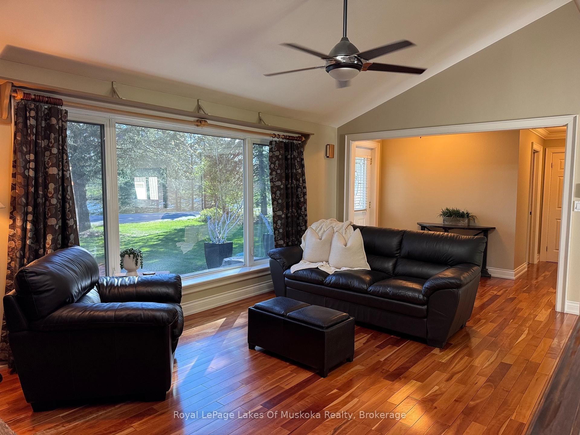 Photo 37 of 2 Leslie Drive W, Bracebridge, Monck (Bracebridge) — HOMEH