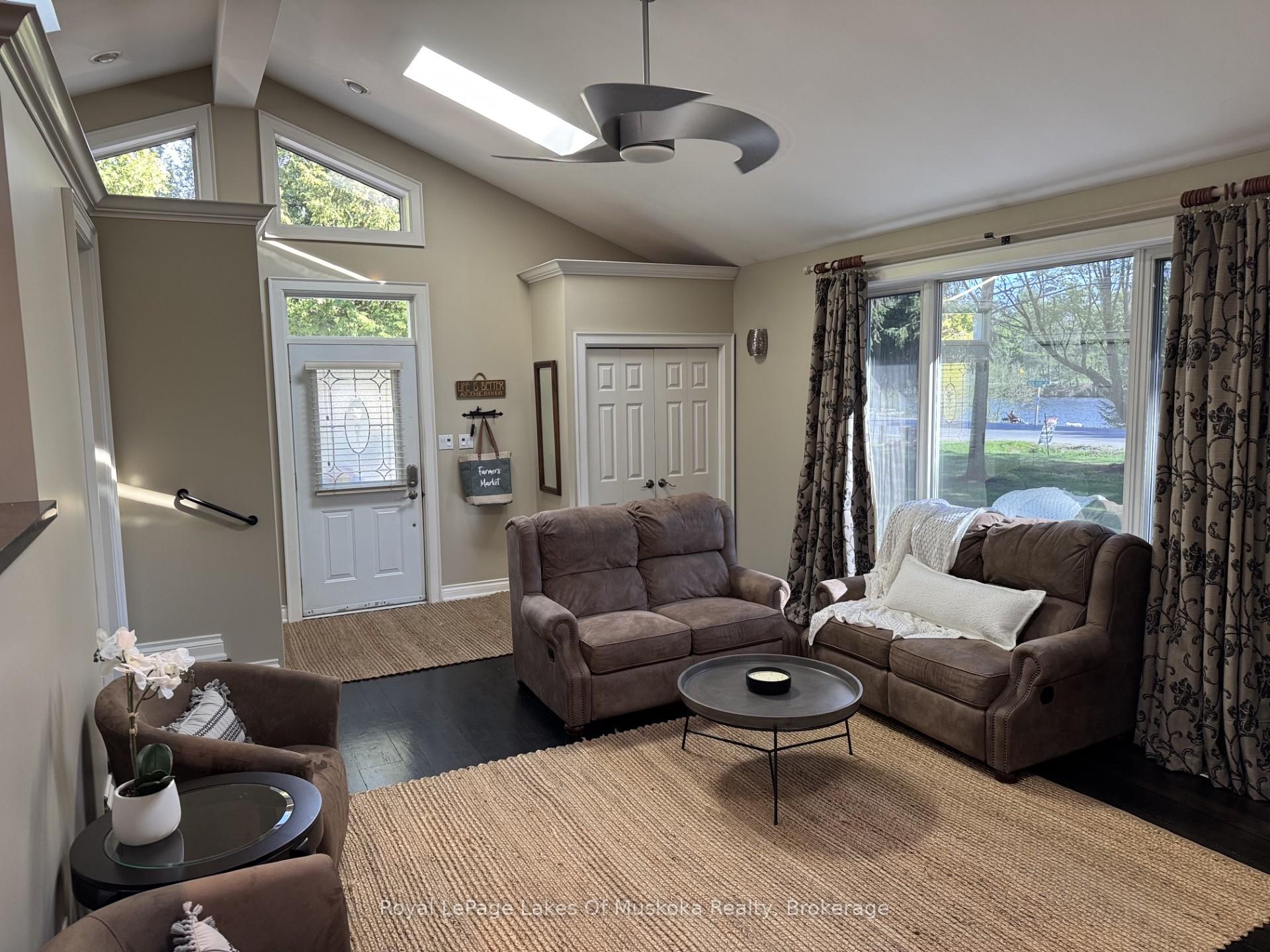 Photo 40 of 2 Leslie Drive W, Bracebridge, Monck (Bracebridge) — HOMEH