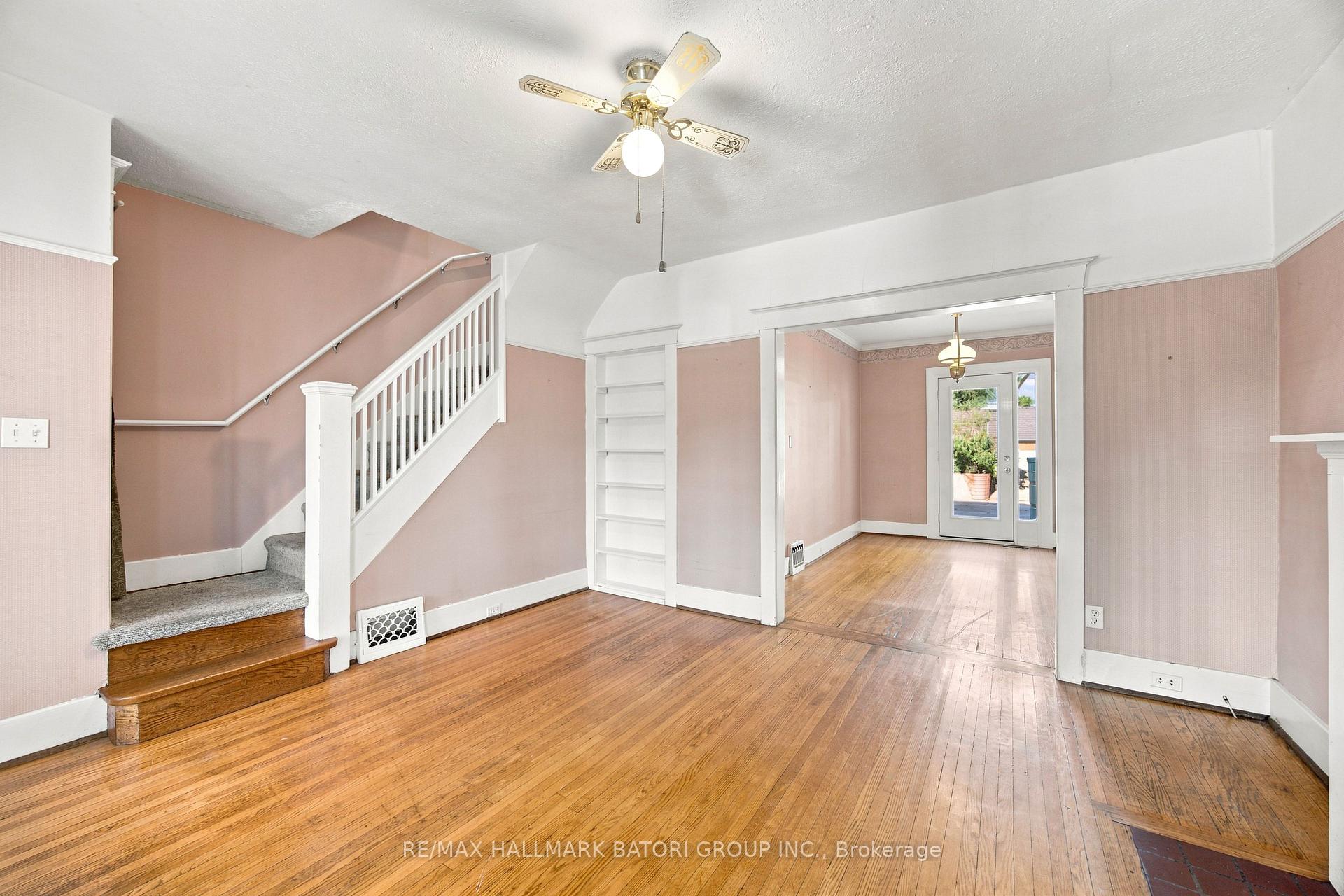 Photo 5 of 1390 Davenport Road, Toronto, Corso Italia-Davenport — HOMEH