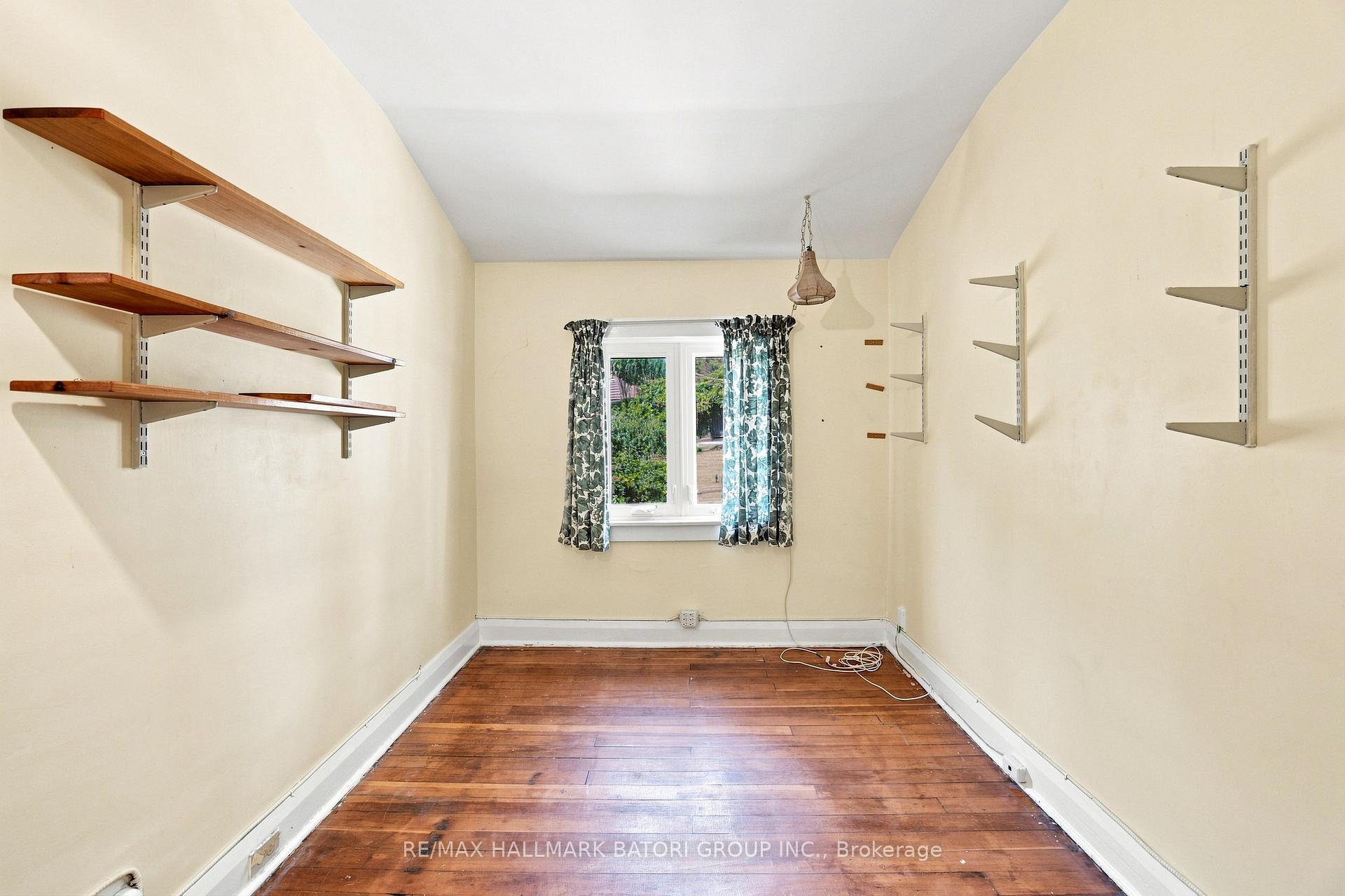 Photo 10 of 1390 Davenport Road, Toronto, Corso Italia-Davenport — HOMEH