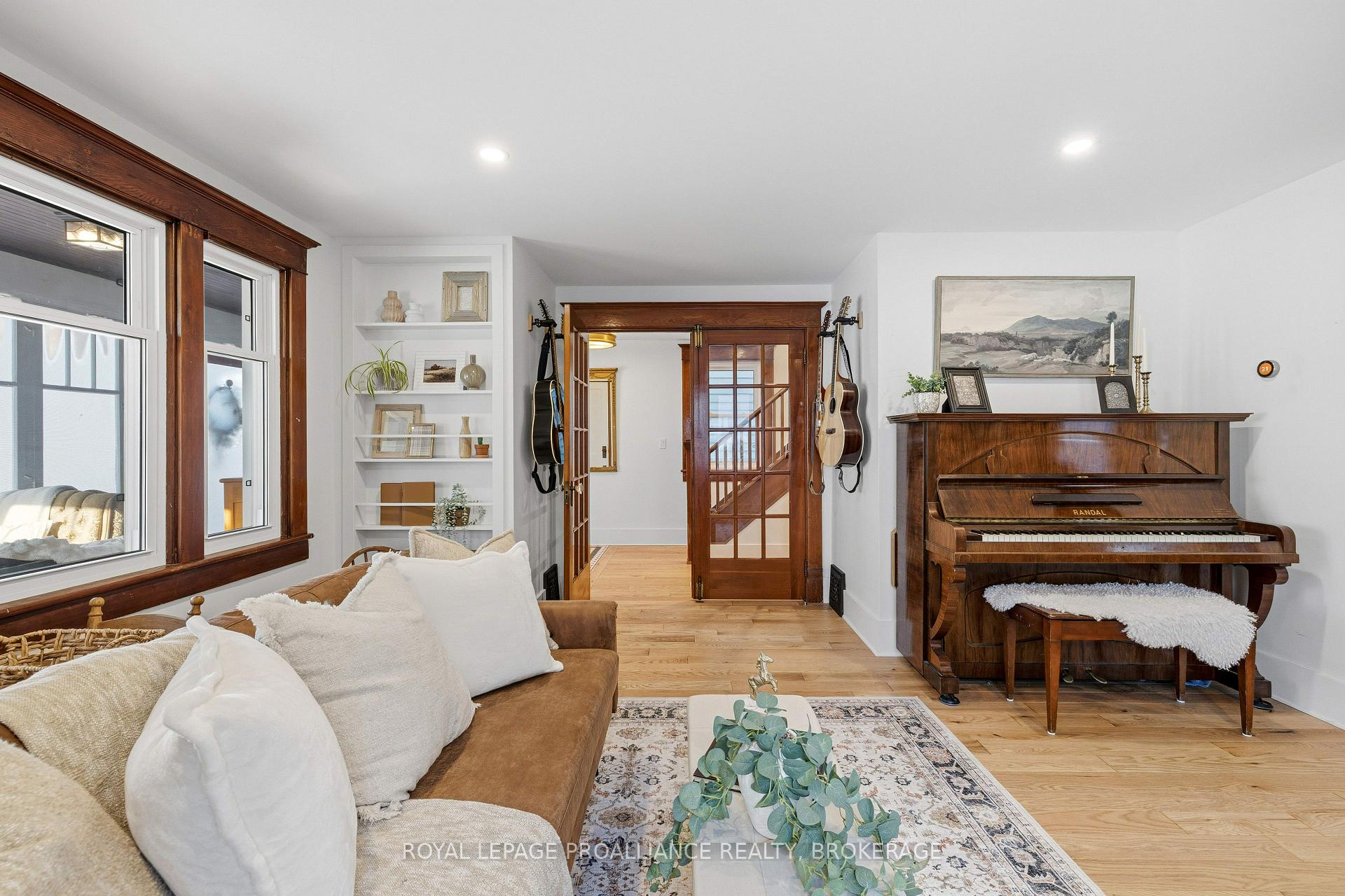 Photo 8 of 125 Pine Street, Gananoque, Gananoque — HOMEH
