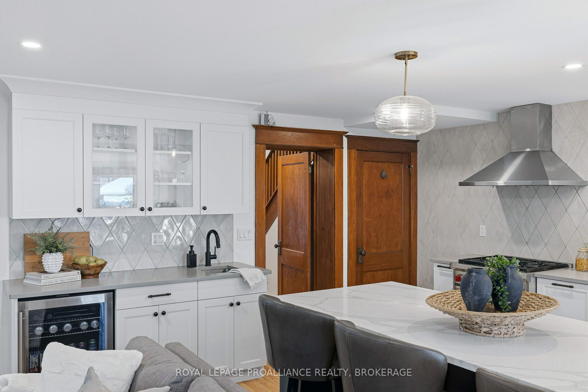 Photo 19 of 125 Pine Street, Gananoque, Gananoque — HOMEH