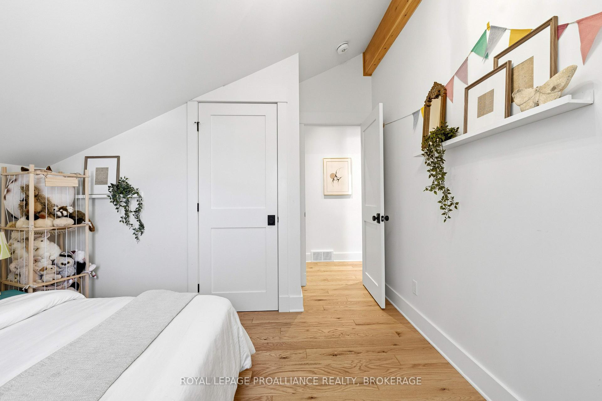 Photo 28 of 125 Pine Street, Gananoque, Gananoque — HOMEH