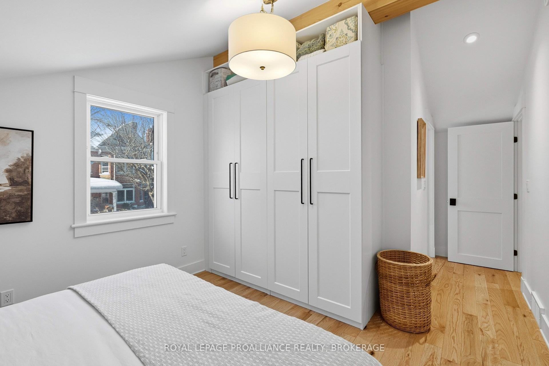 Photo 33 of 125 Pine Street, Gananoque, Gananoque — HOMEH