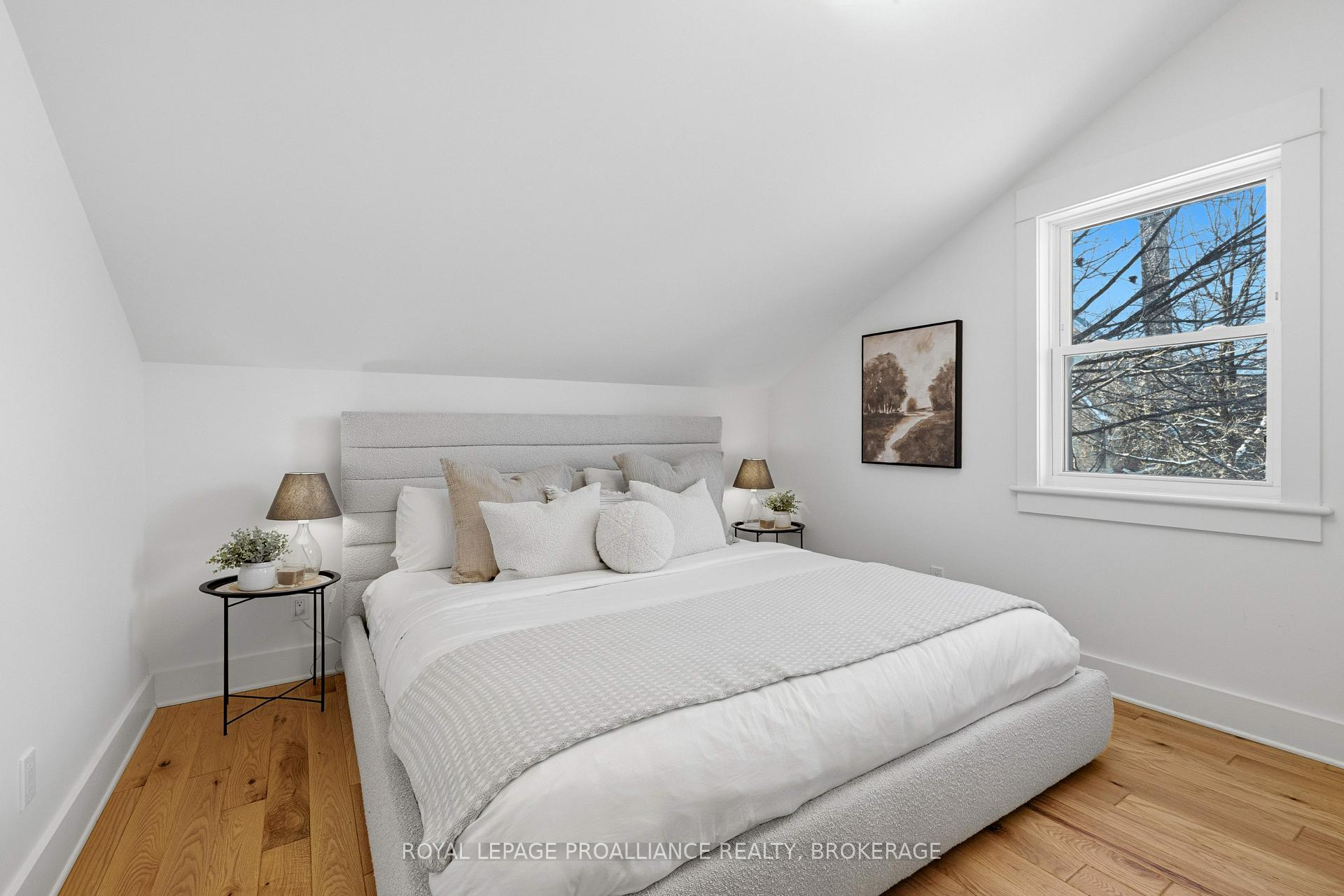 Photo 34 of 125 Pine Street, Gananoque, Gananoque — HOMEH