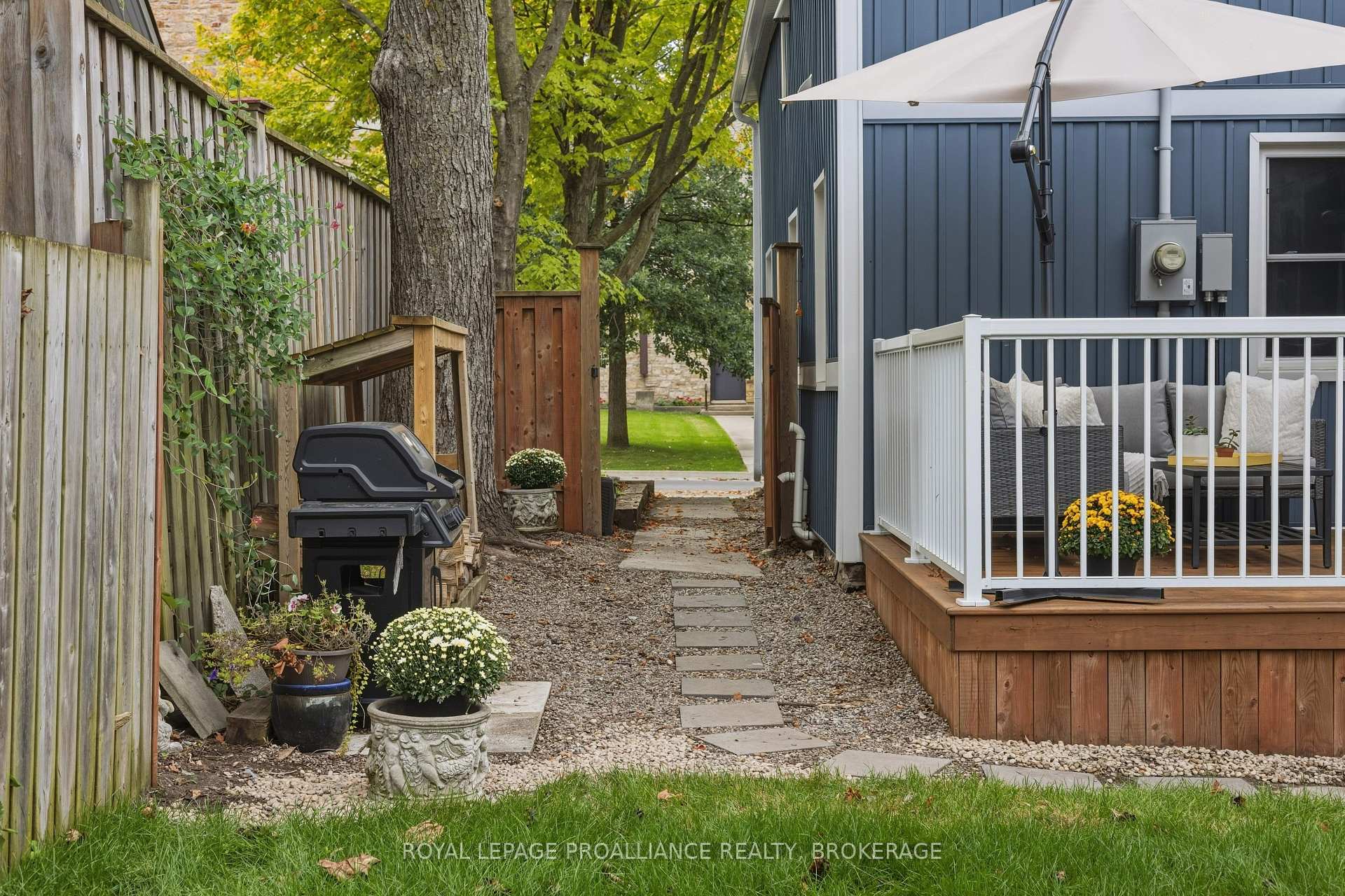 Photo 37 of 125 Pine Street, Gananoque, Gananoque — HOMEH