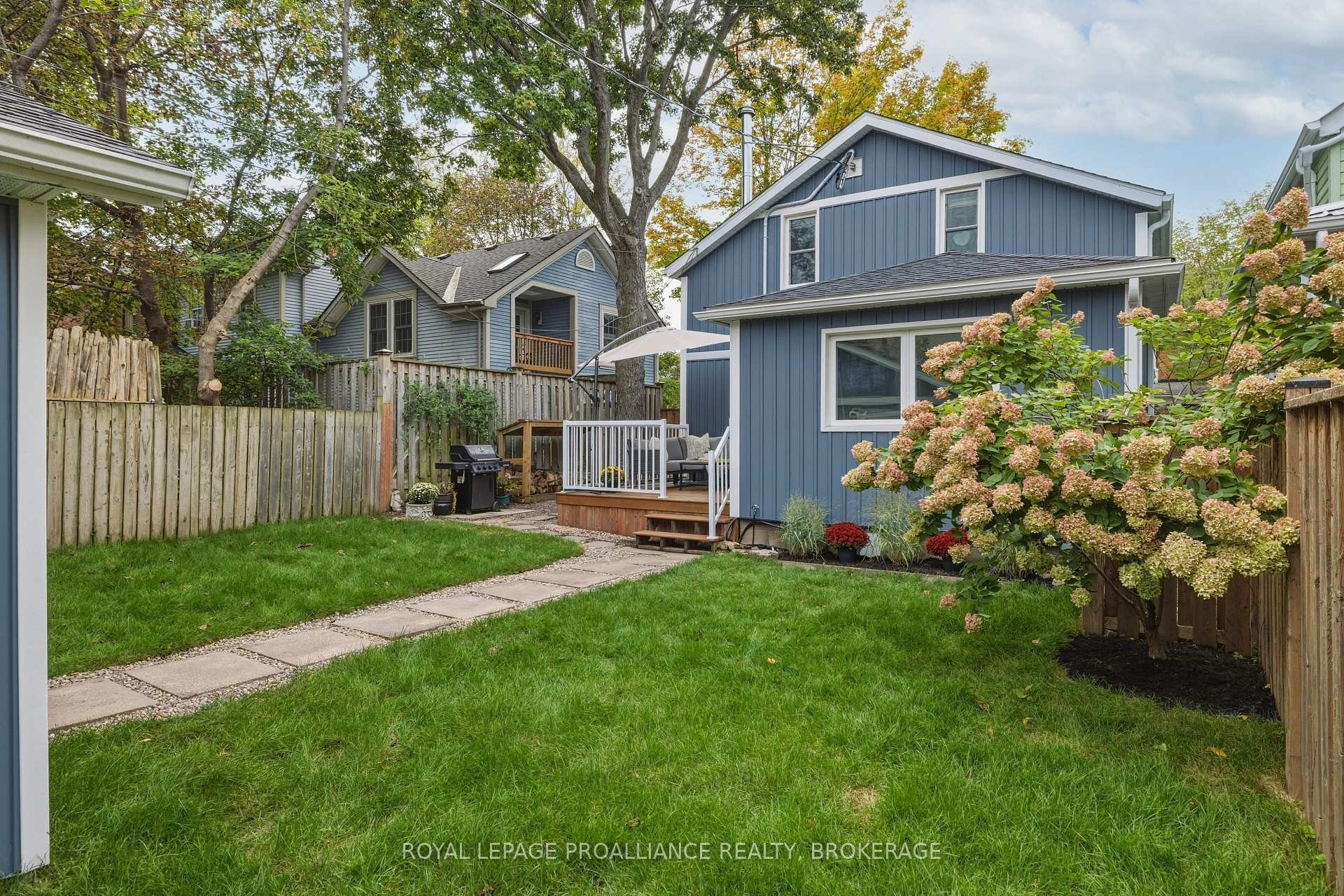 Photo 38 of 125 Pine Street, Gananoque, Gananoque — HOMEH
