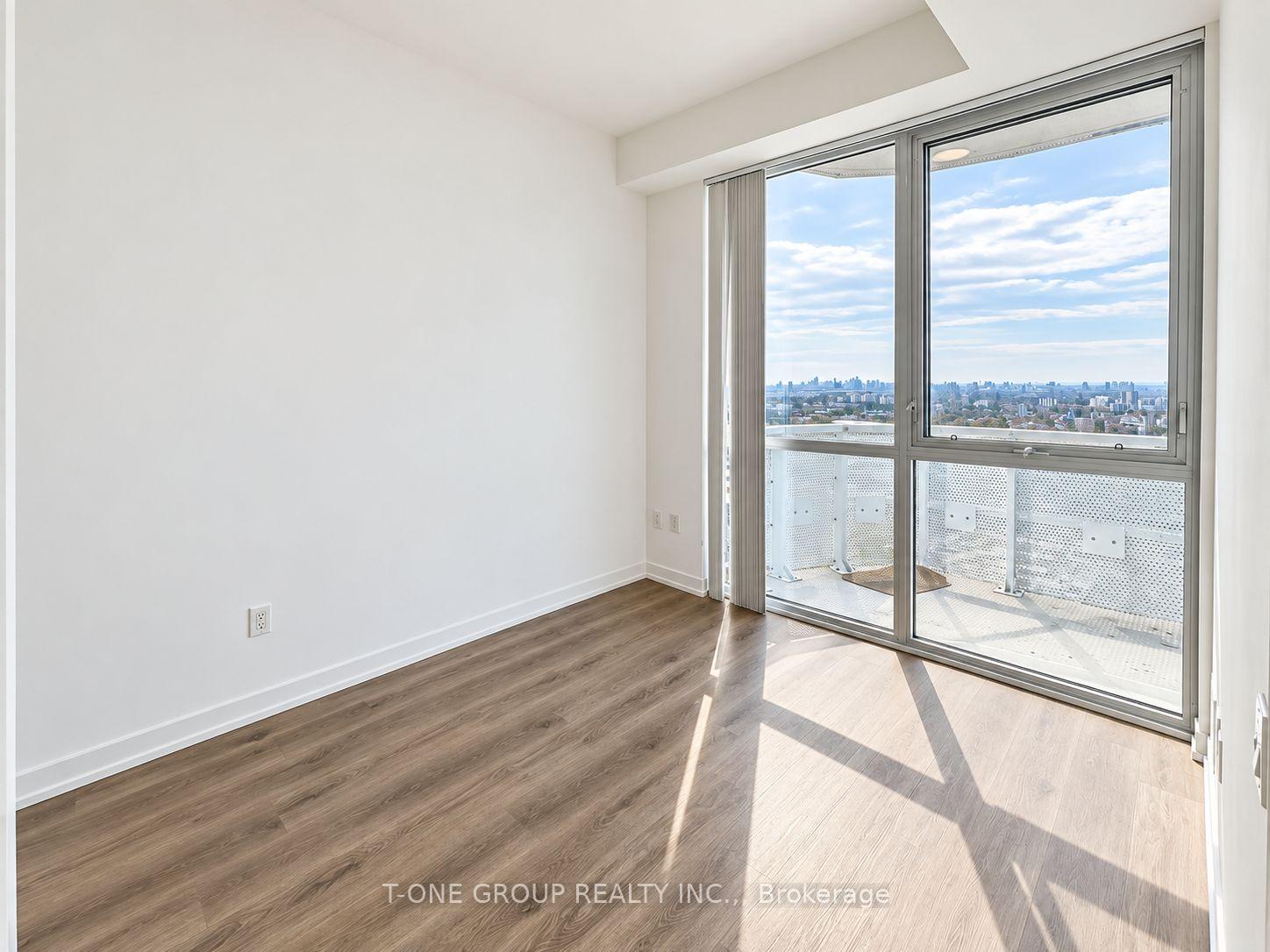 Photo 9 of Unit 5803, 225 Commerce Street, Vaughan, Vaughan Corporate Centre — HOMEH