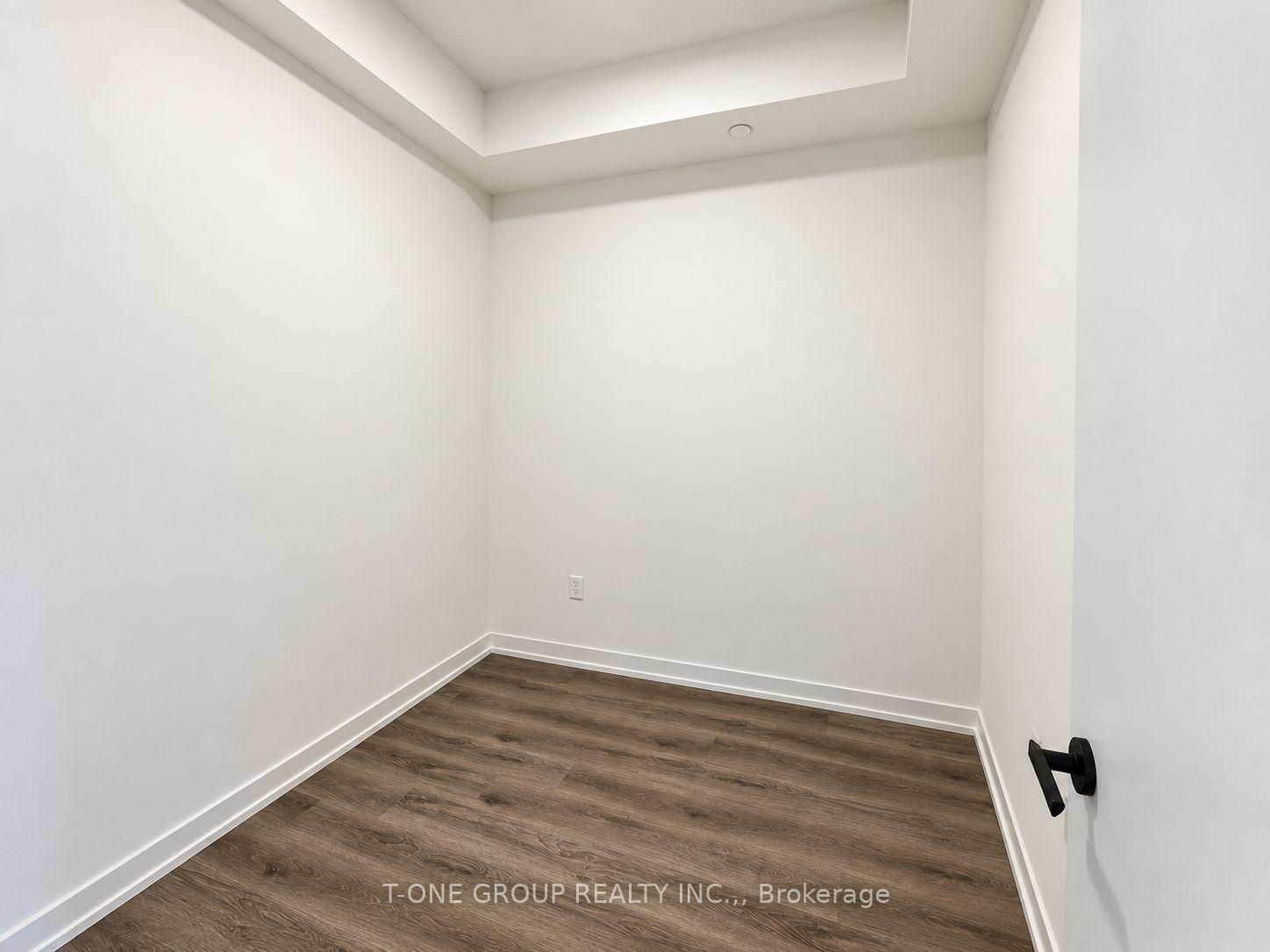 Photo 10 of Unit 5803, 225 Commerce Street, Vaughan, Vaughan Corporate Centre — HOMEH