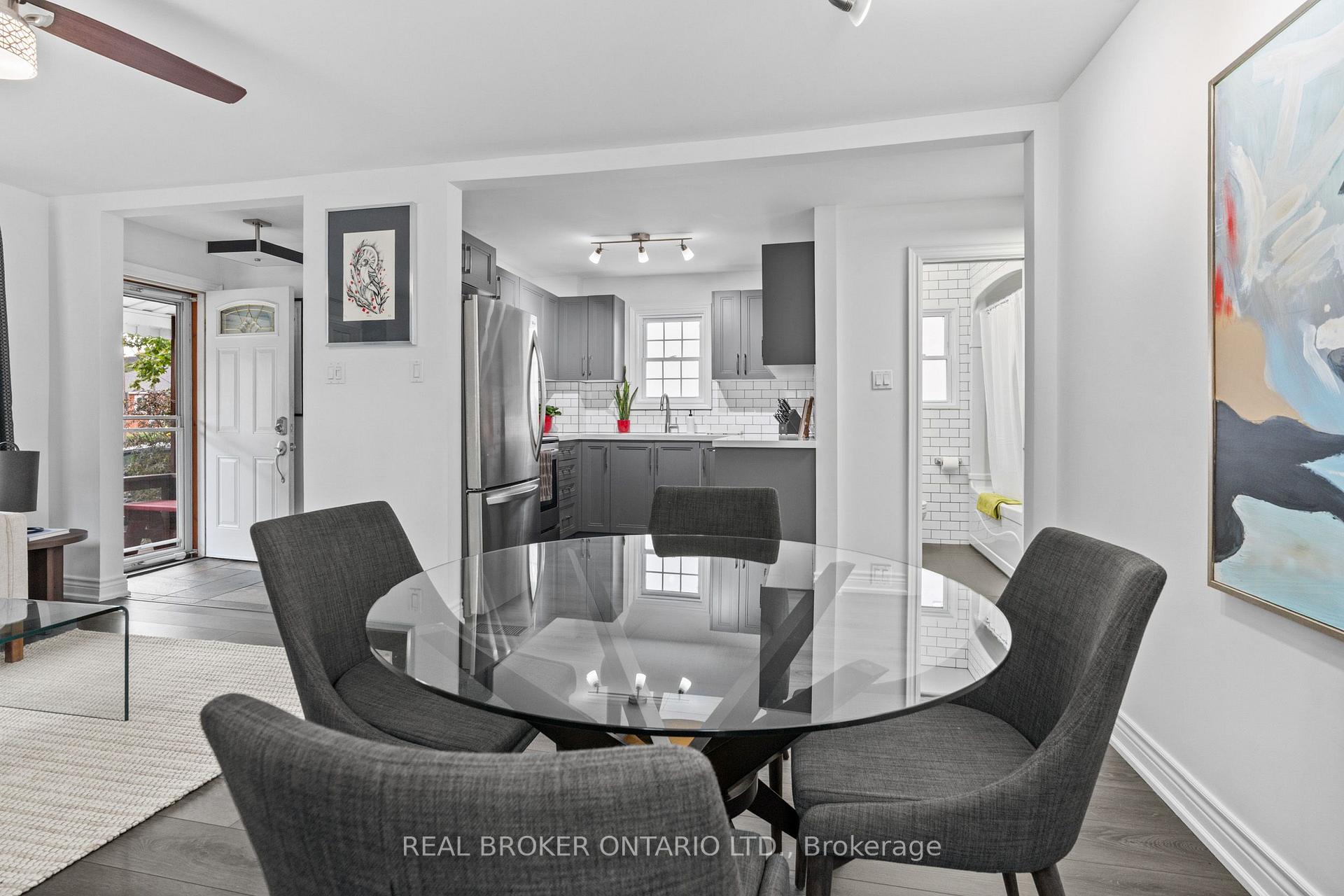 Photo 7 of 5 Acorn Avenue, Etobicoke, Islington-City Centre West — HOMEH