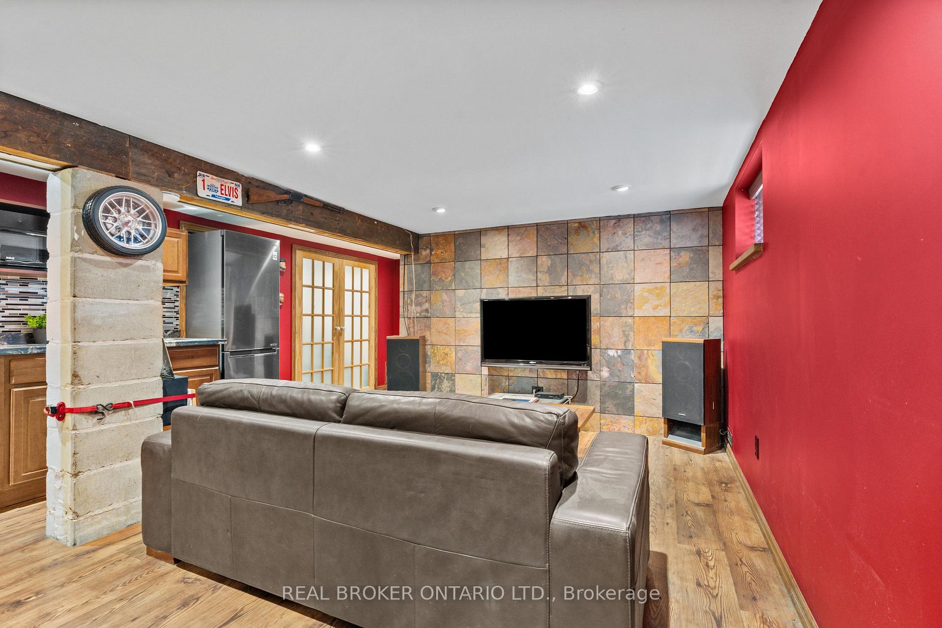 Photo 16 of 5 Acorn Avenue, Etobicoke, Islington-City Centre West — HOMEH