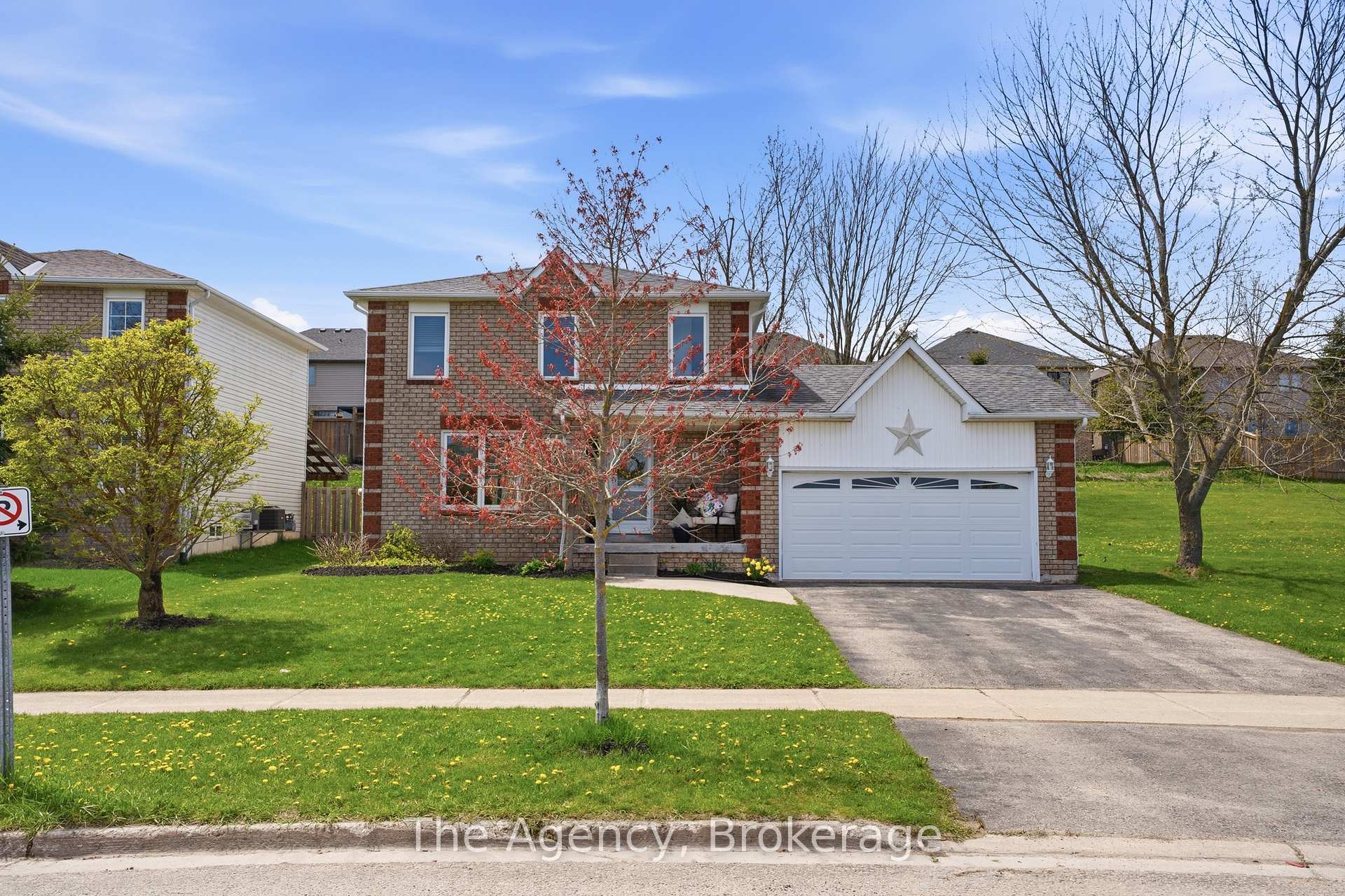 Photo of 110 Leeson Street S