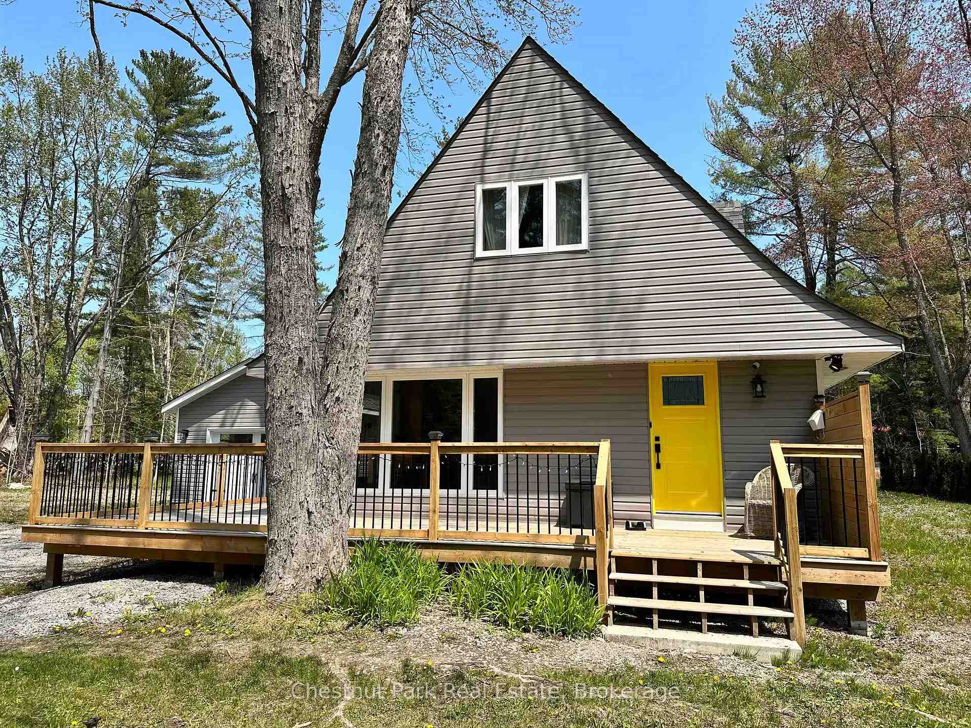 Photo of 1002 Chippawa Avenue