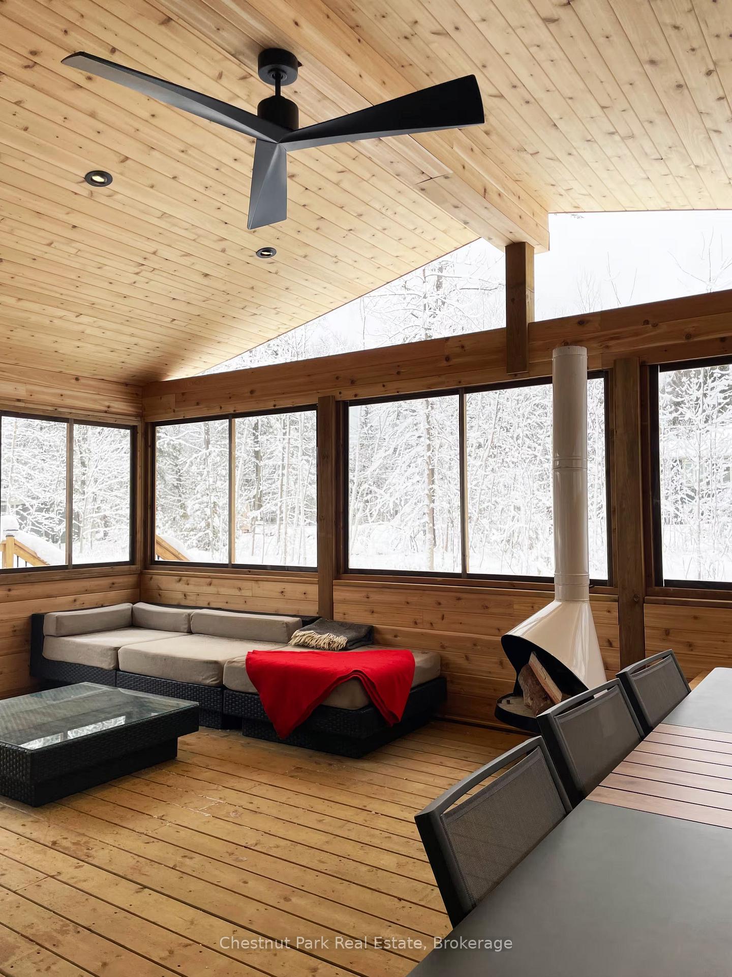Photo 26 of 1002 Chippawa Avenue, Gravenhurst, Muskoka (S) — HOMEH