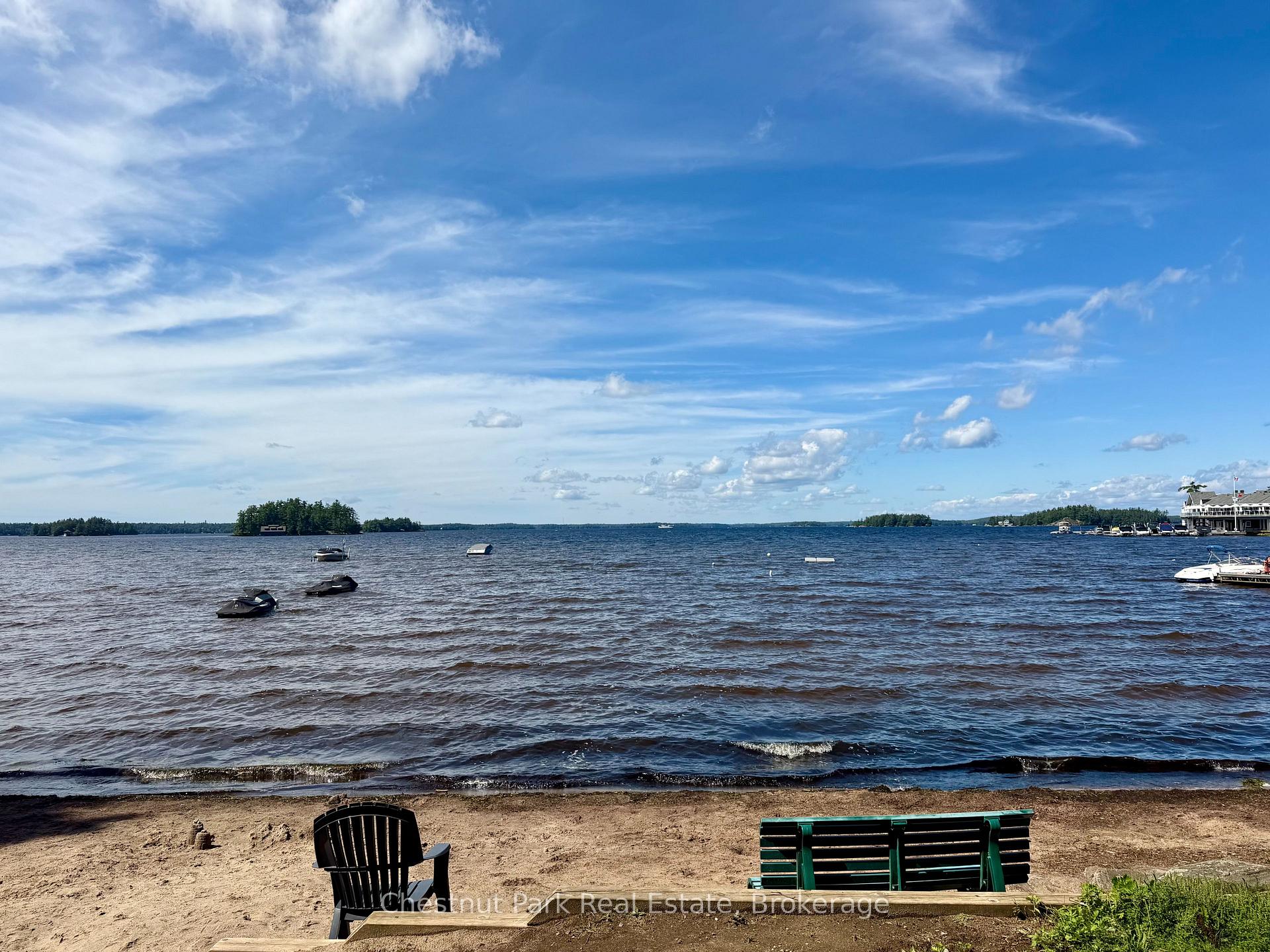 Photo 30 of 1002 Chippawa Avenue, Gravenhurst, Muskoka (S) — HOMEH