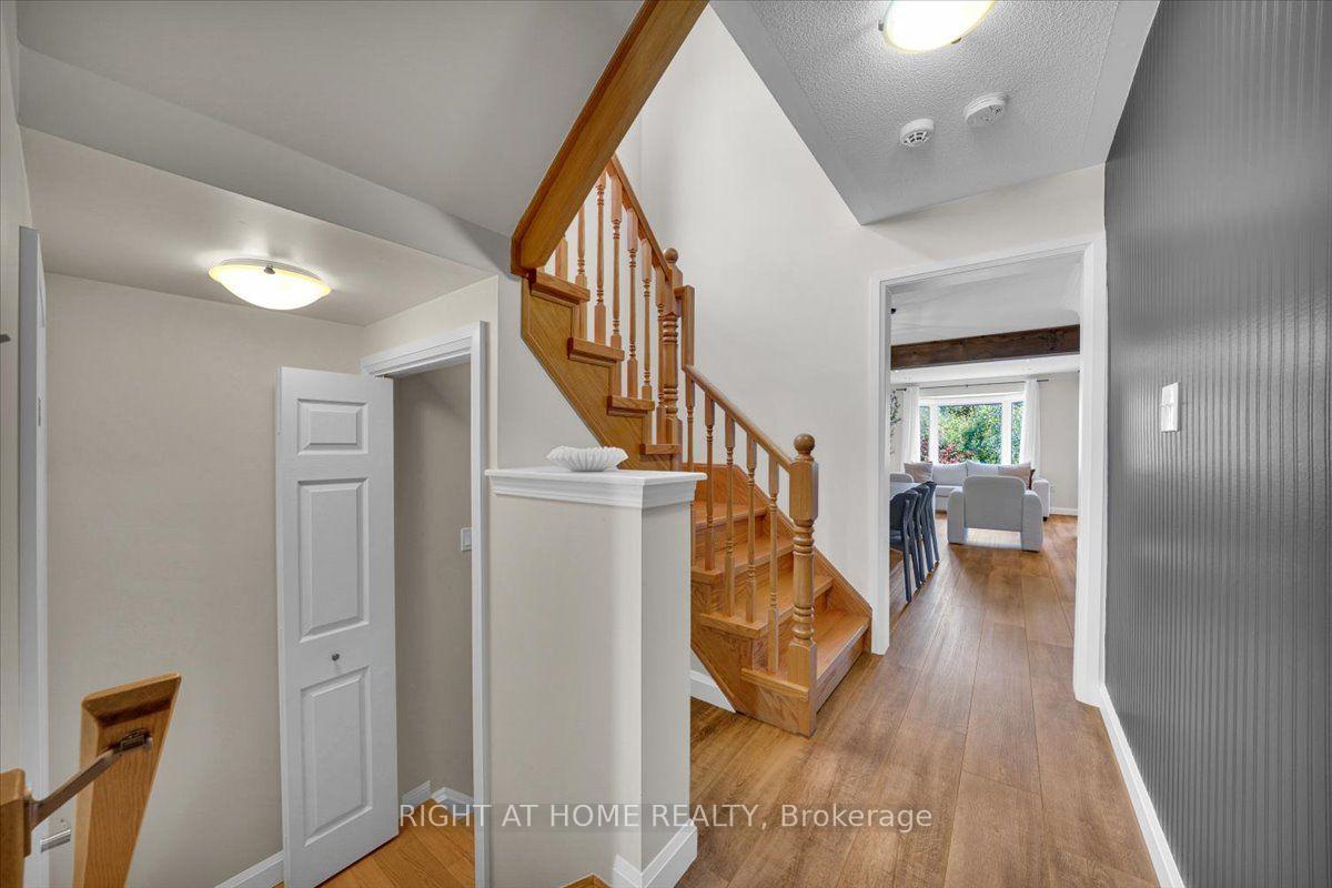 Photo 6 of 235 Weldon Road, Whitchurch-Stouffville, Stouffville — HOMEH