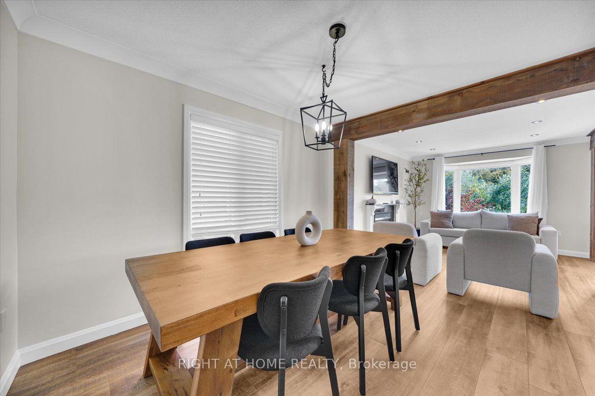 Photo 8 of 235 Weldon Road, Whitchurch-Stouffville, Stouffville — HOMEH