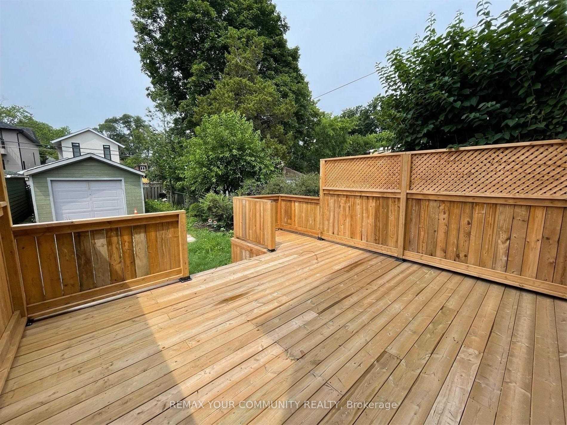 Photo 11 of 52 Seventh Street, Etobicoke, New Toronto — HOMEH