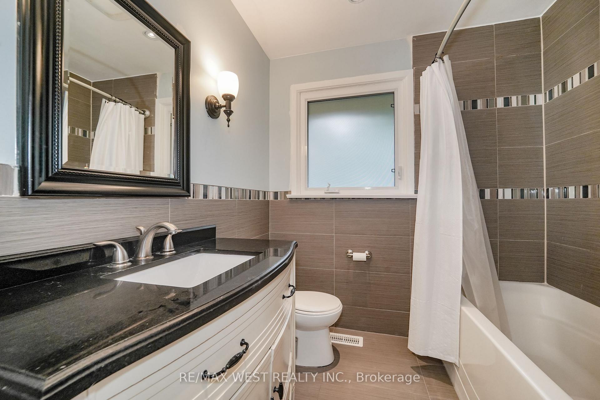 Photo 7 of 3062 O'hagan Drive, Mississauga, Erindale — HOMEH