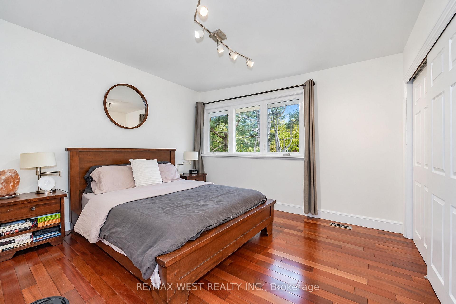 Photo 8 of 3062 O'hagan Drive, Mississauga, Erindale — HOMEH