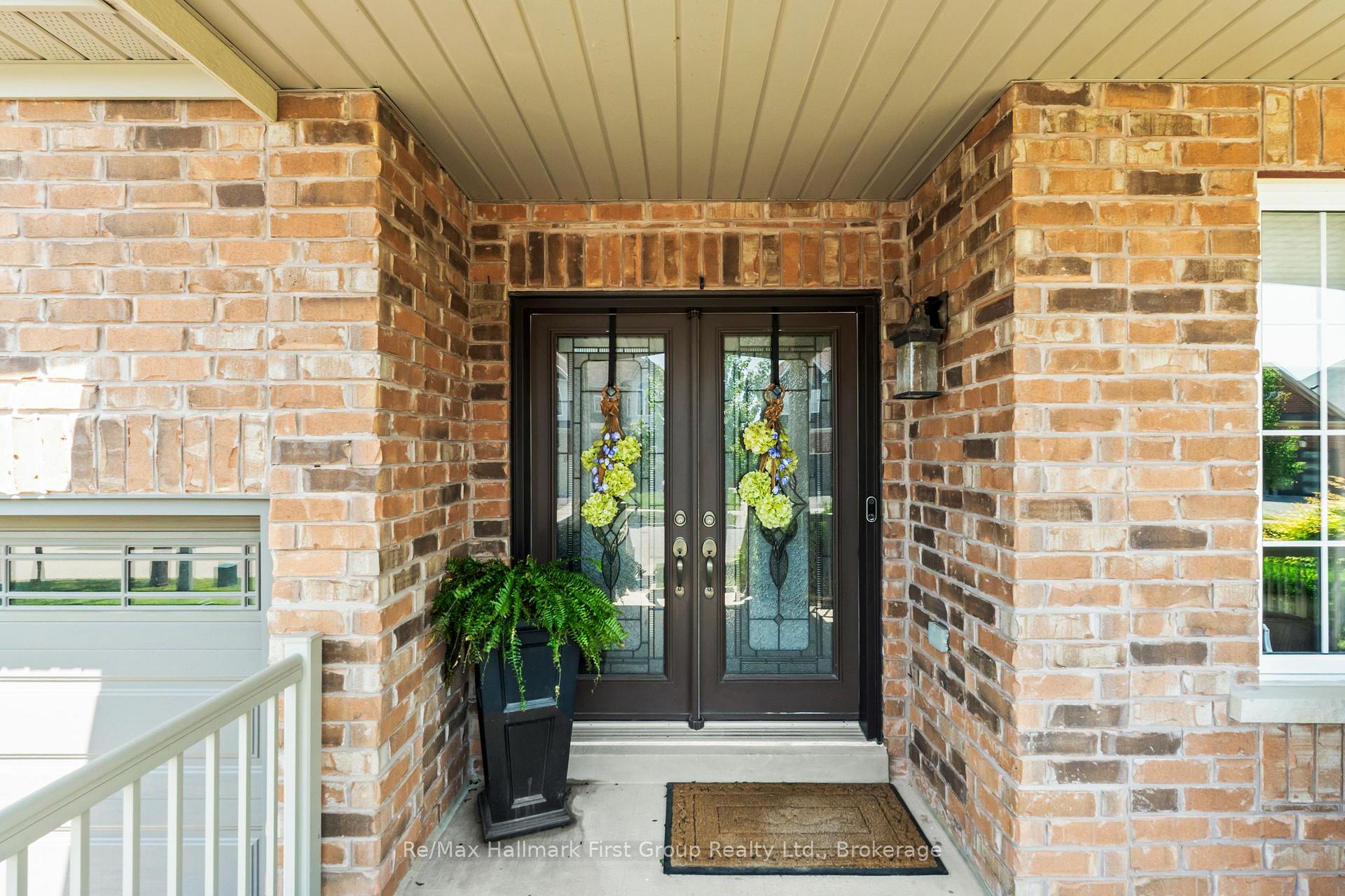 Photo 6 of 928 Black Cherry Drive, Oshawa, Taunton — HOMEH