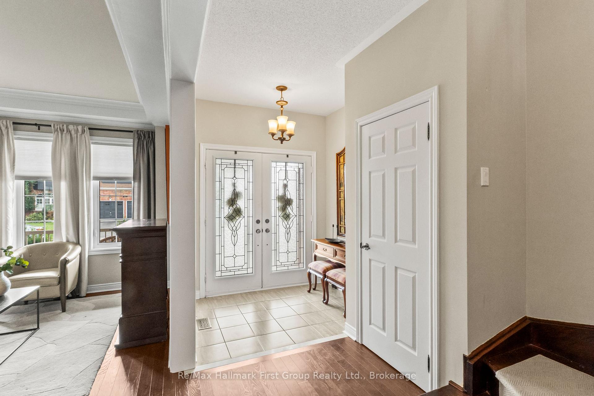 Photo 8 of 928 Black Cherry Drive, Oshawa, Taunton — HOMEH