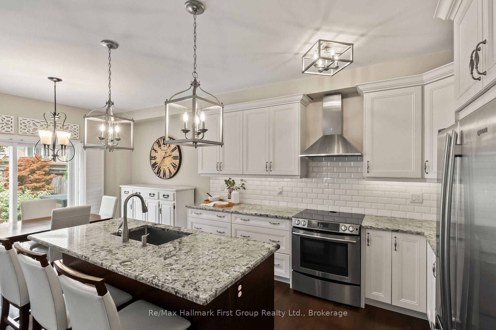 Photo 12 of 928 Black Cherry Drive, Oshawa, Taunton — HOMEH
