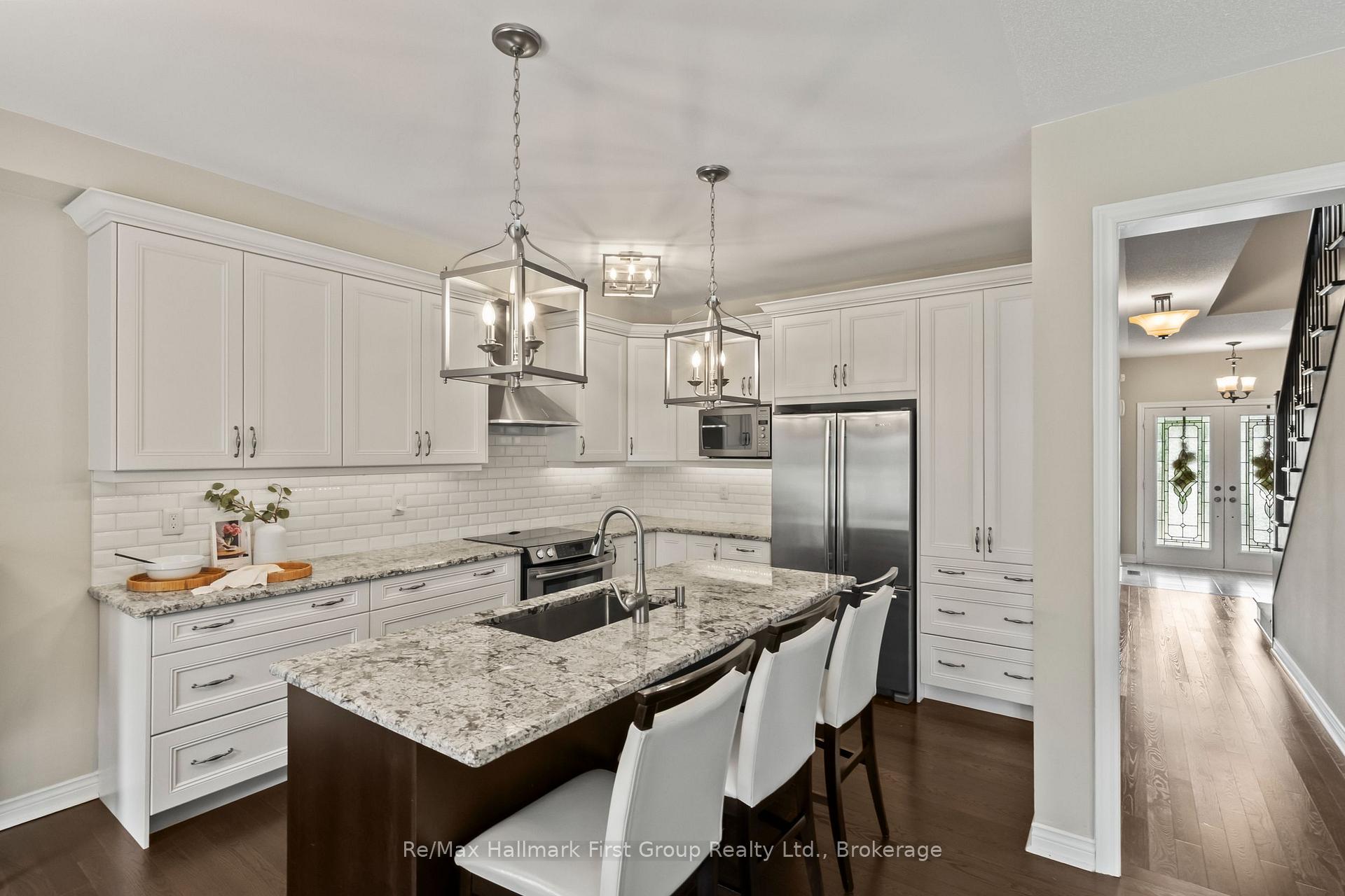 Photo 15 of 928 Black Cherry Drive, Oshawa, Taunton — HOMEH