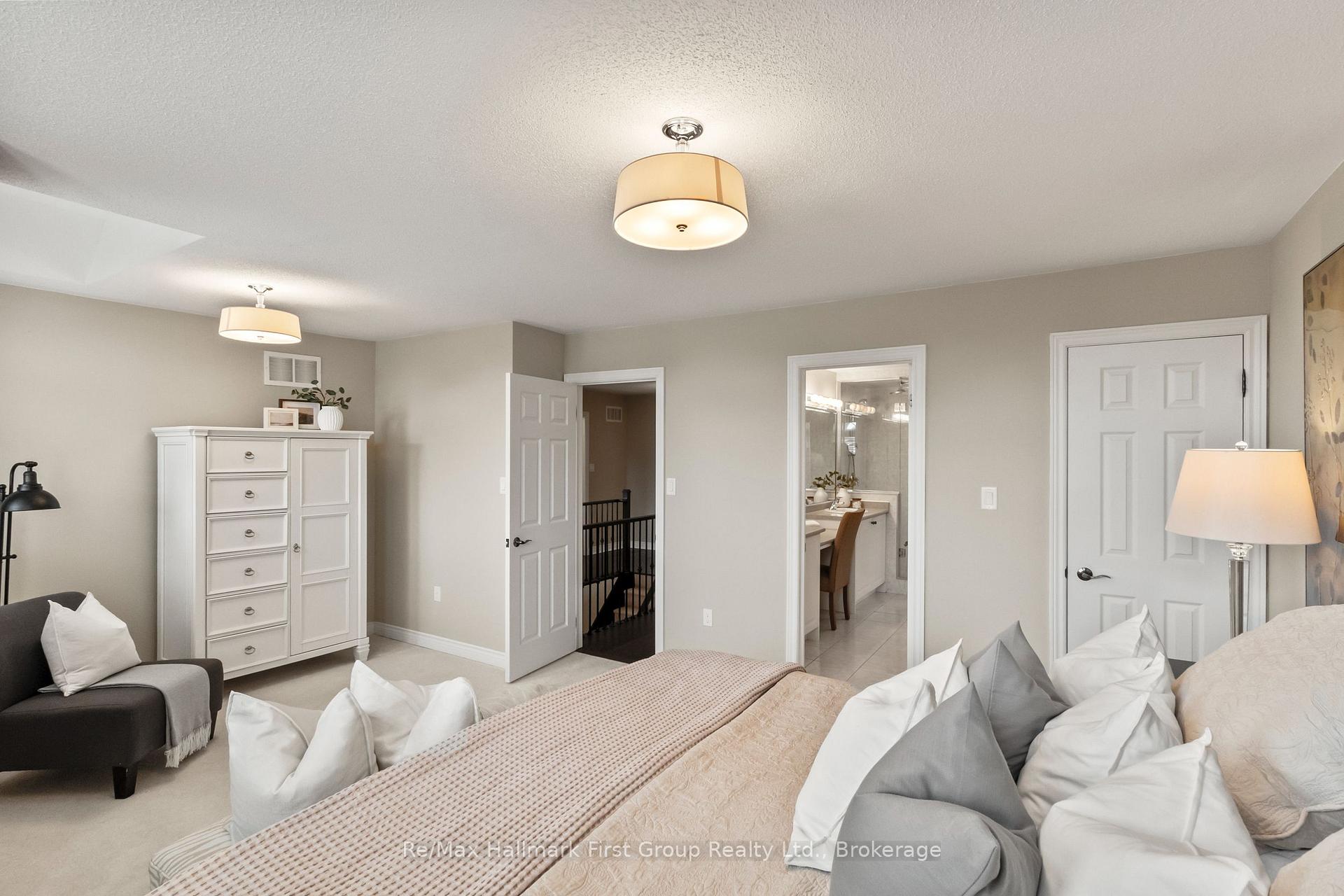 Photo 30 of 928 Black Cherry Drive, Oshawa, Taunton — HOMEH