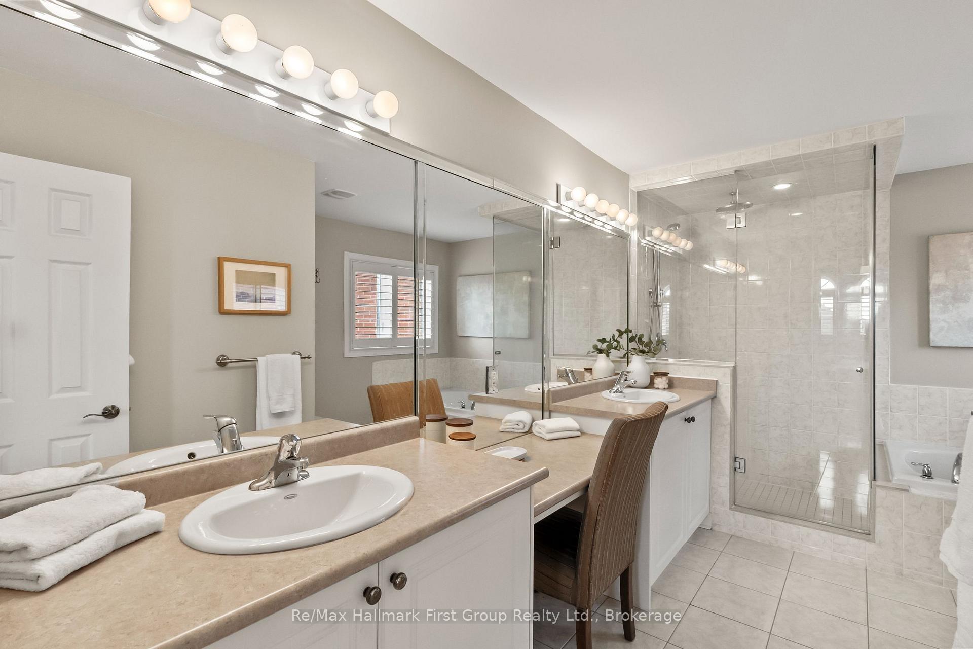 Photo 31 of 928 Black Cherry Drive, Oshawa, Taunton — HOMEH