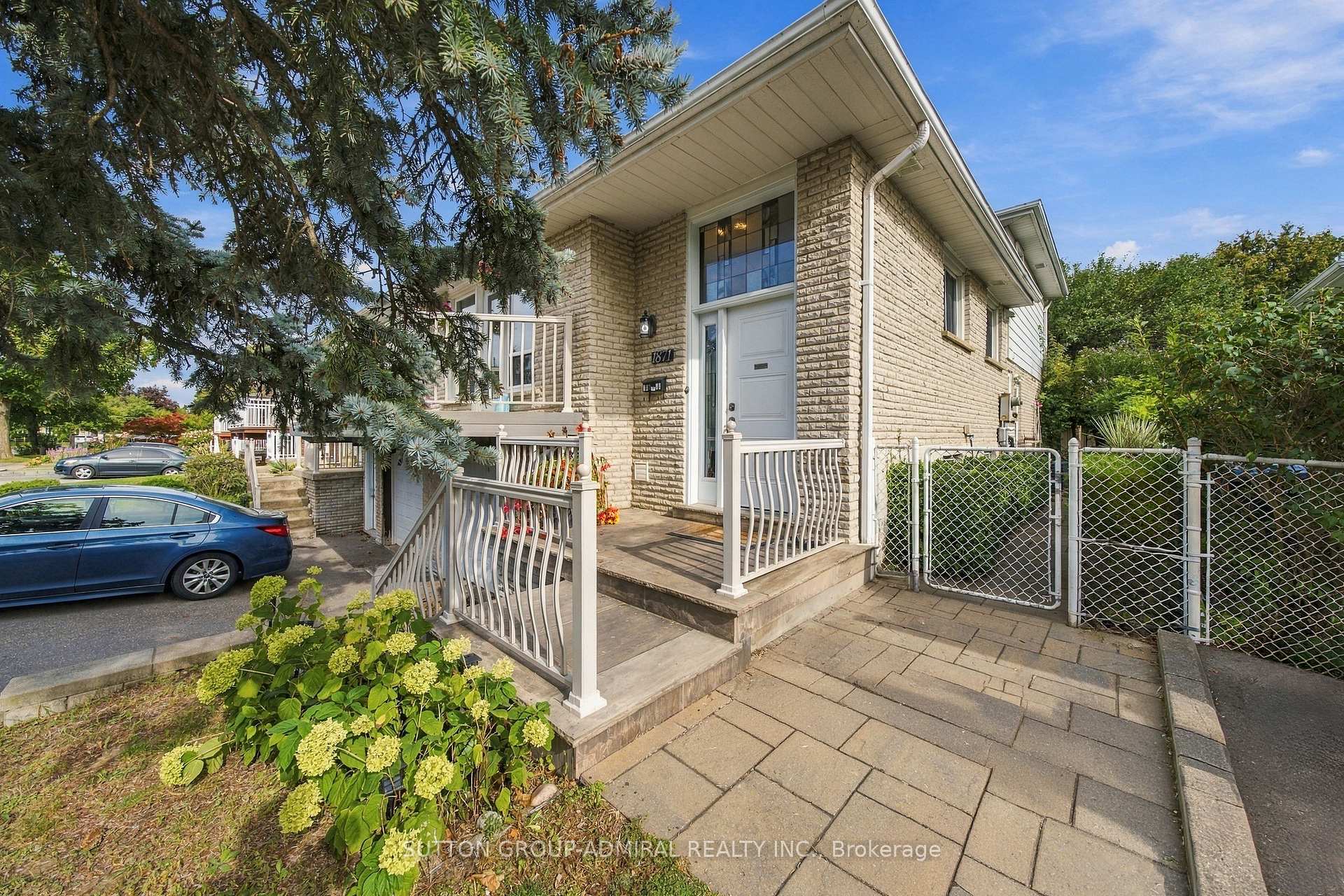 Photo 7 of 1871 Silverberry Crescent, Mississauga, Clarkson — HOMEH