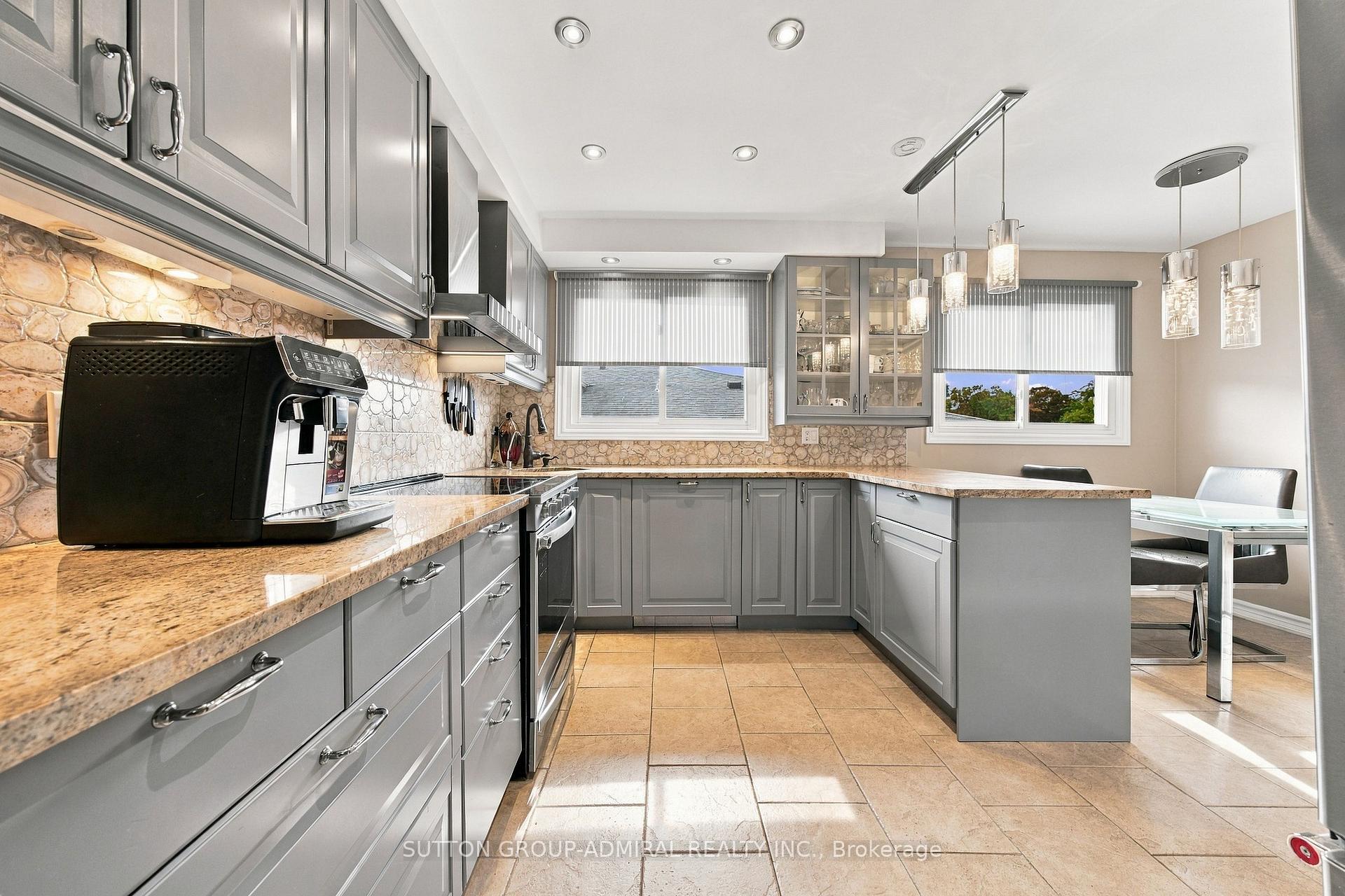 Photo 18 of 1871 Silverberry Crescent, Mississauga, Clarkson — HOMEH
