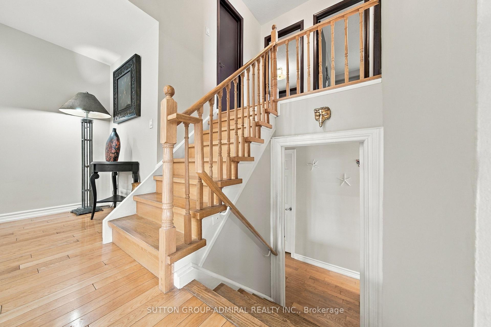 Photo 27 of 1871 Silverberry Crescent, Mississauga, Clarkson — HOMEH