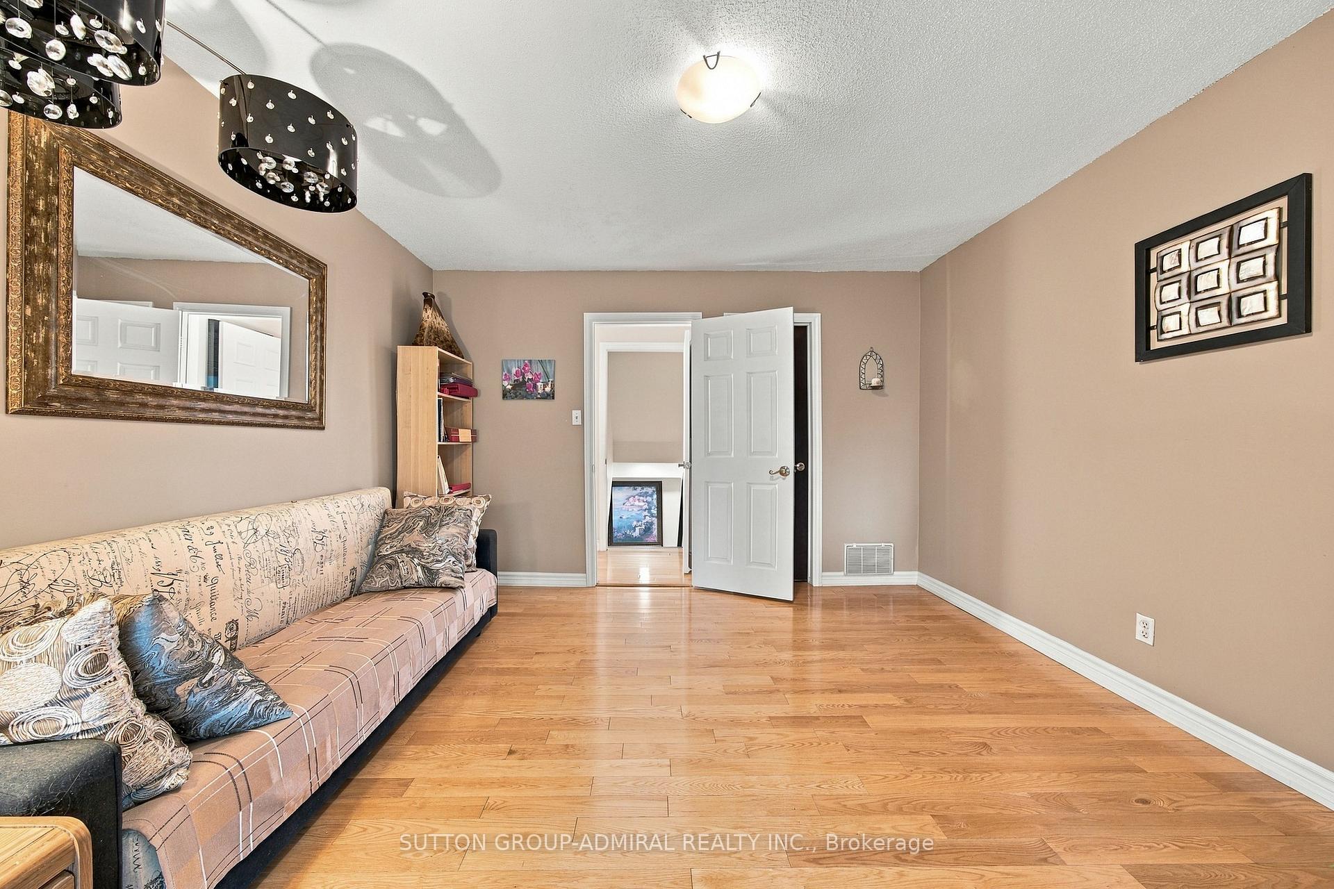 Photo 31 of 1871 Silverberry Crescent, Mississauga, Clarkson — HOMEH