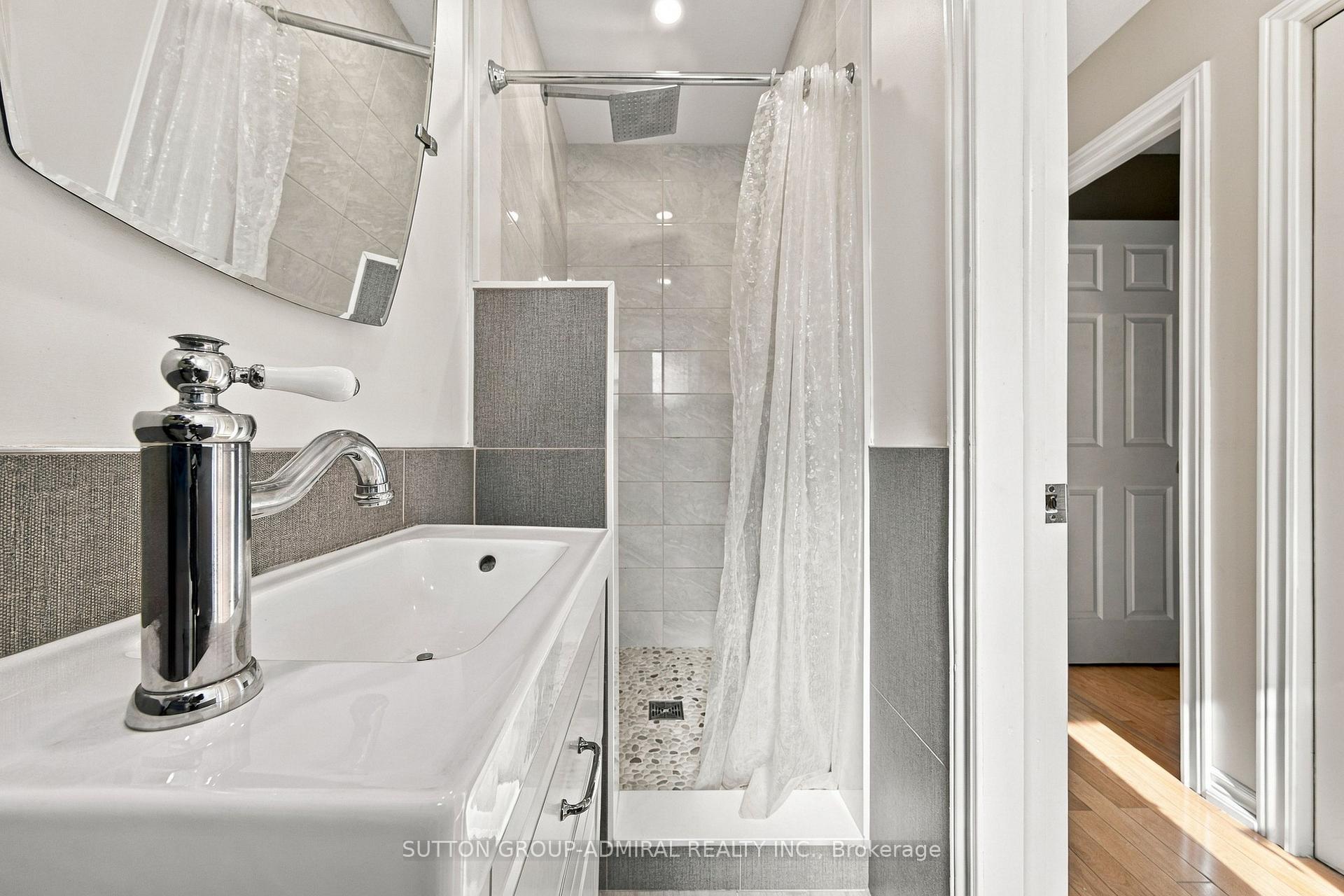 Photo 34 of 1871 Silverberry Crescent, Mississauga, Clarkson — HOMEH