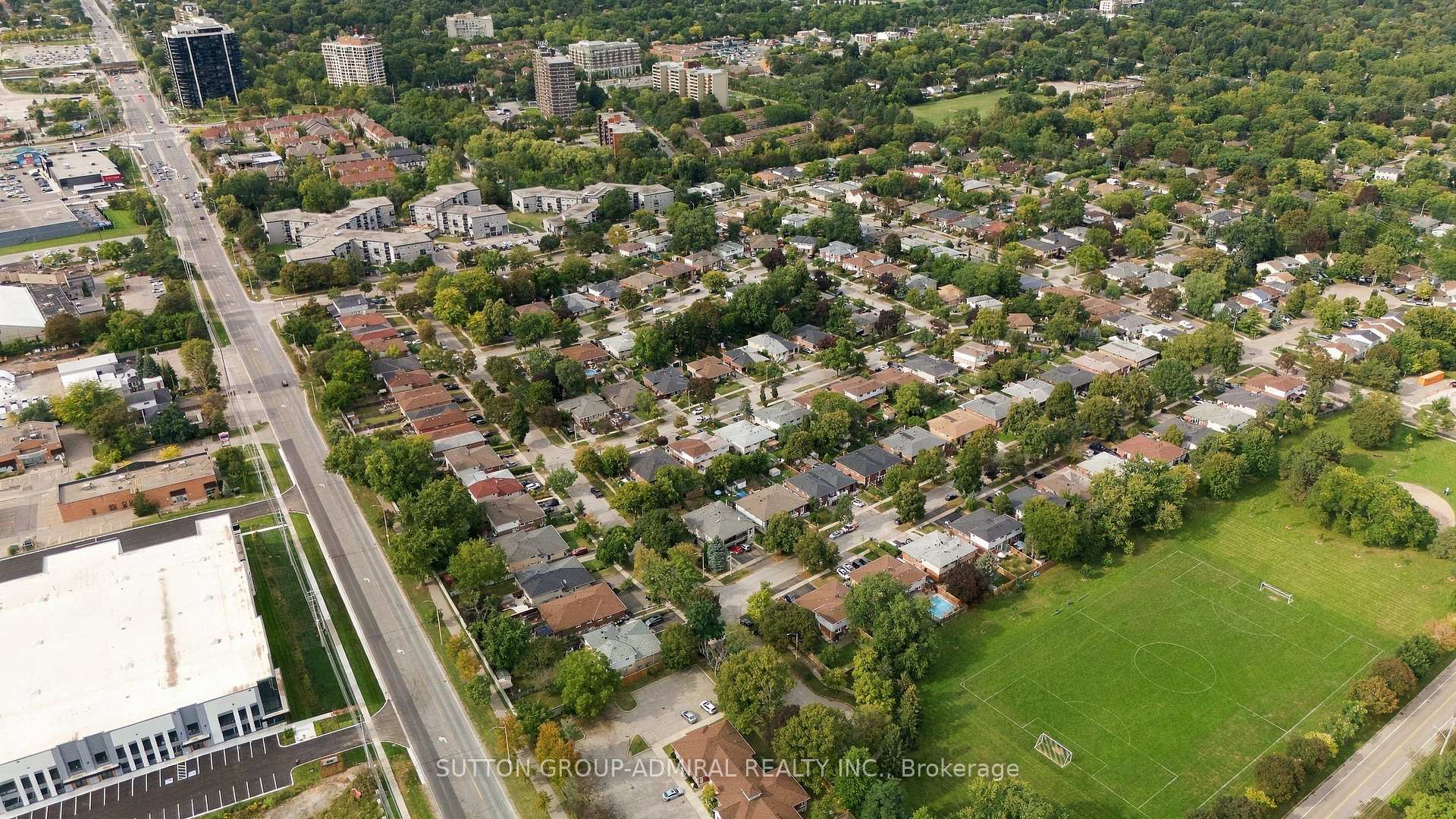 Photo 45 of 1871 Silverberry Crescent, Mississauga, Clarkson — HOMEH