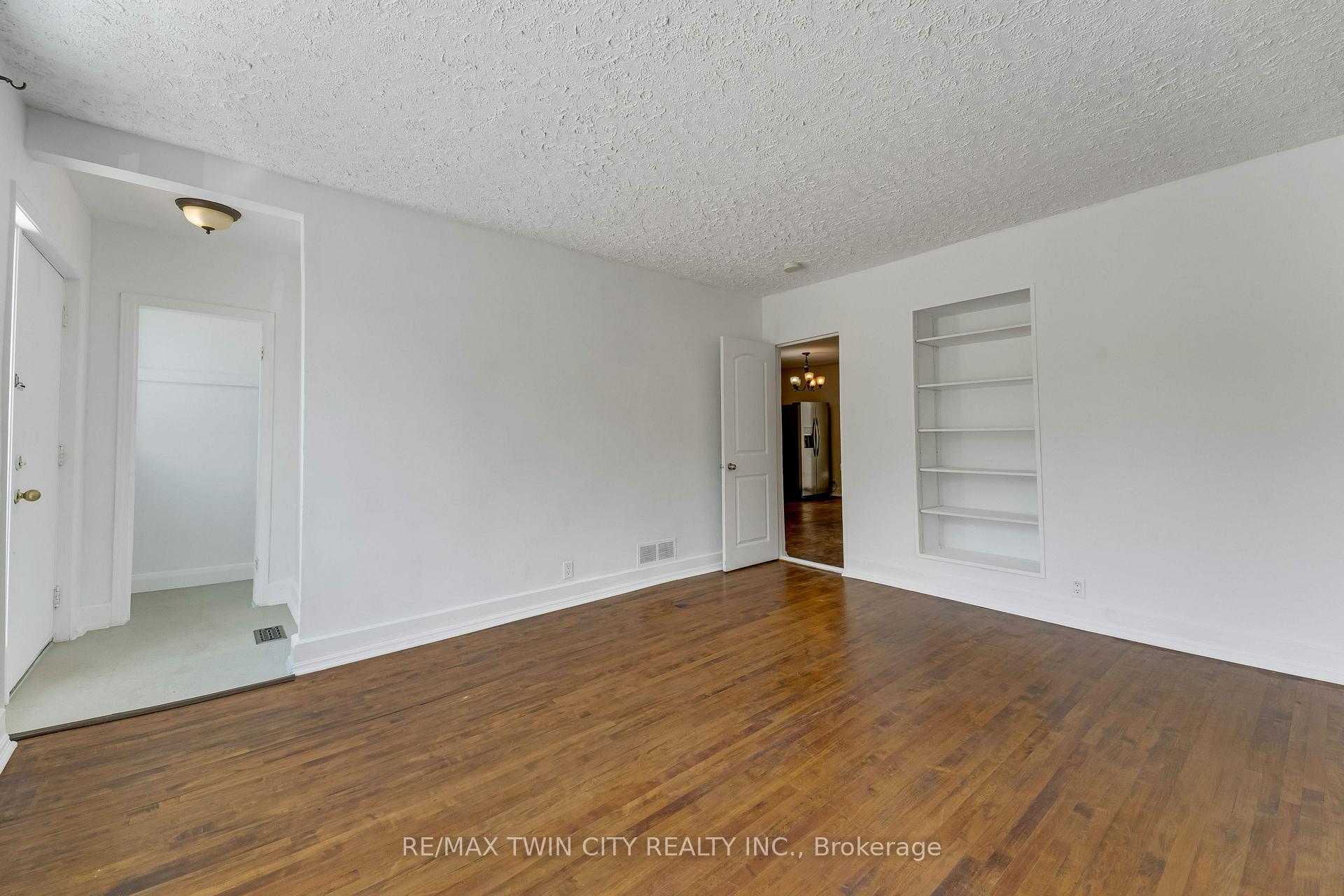 Photo 5 of 1159 Union Street, Kitchener, Northward — HOMEH